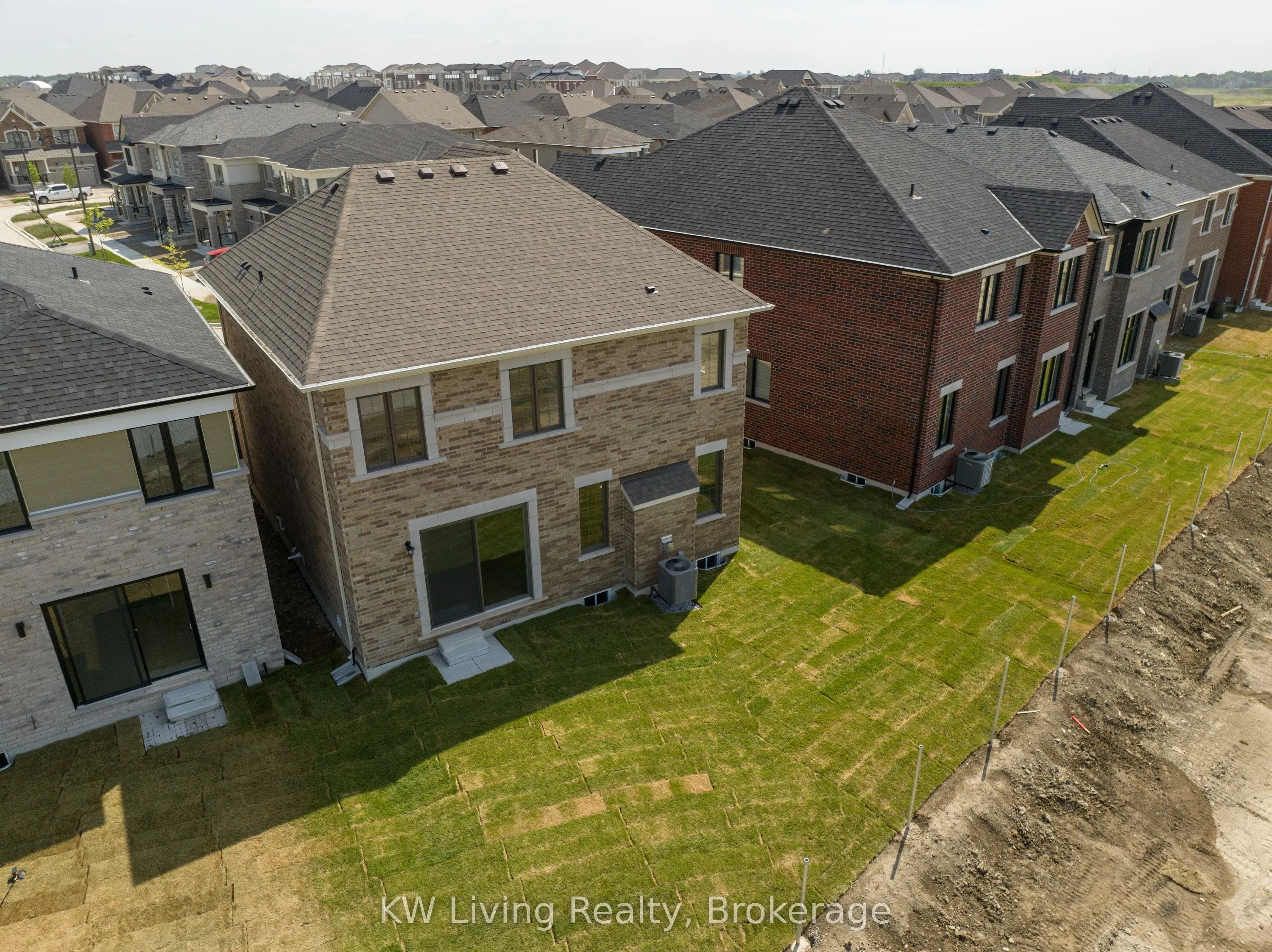 18 Berczy Manor Crescent