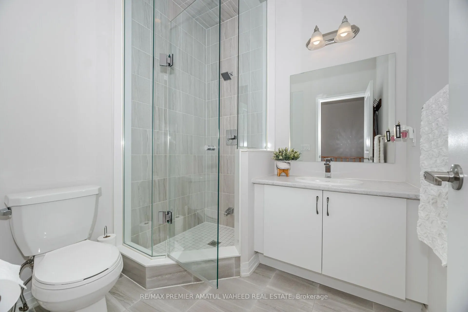 220 Dissette Street, #9