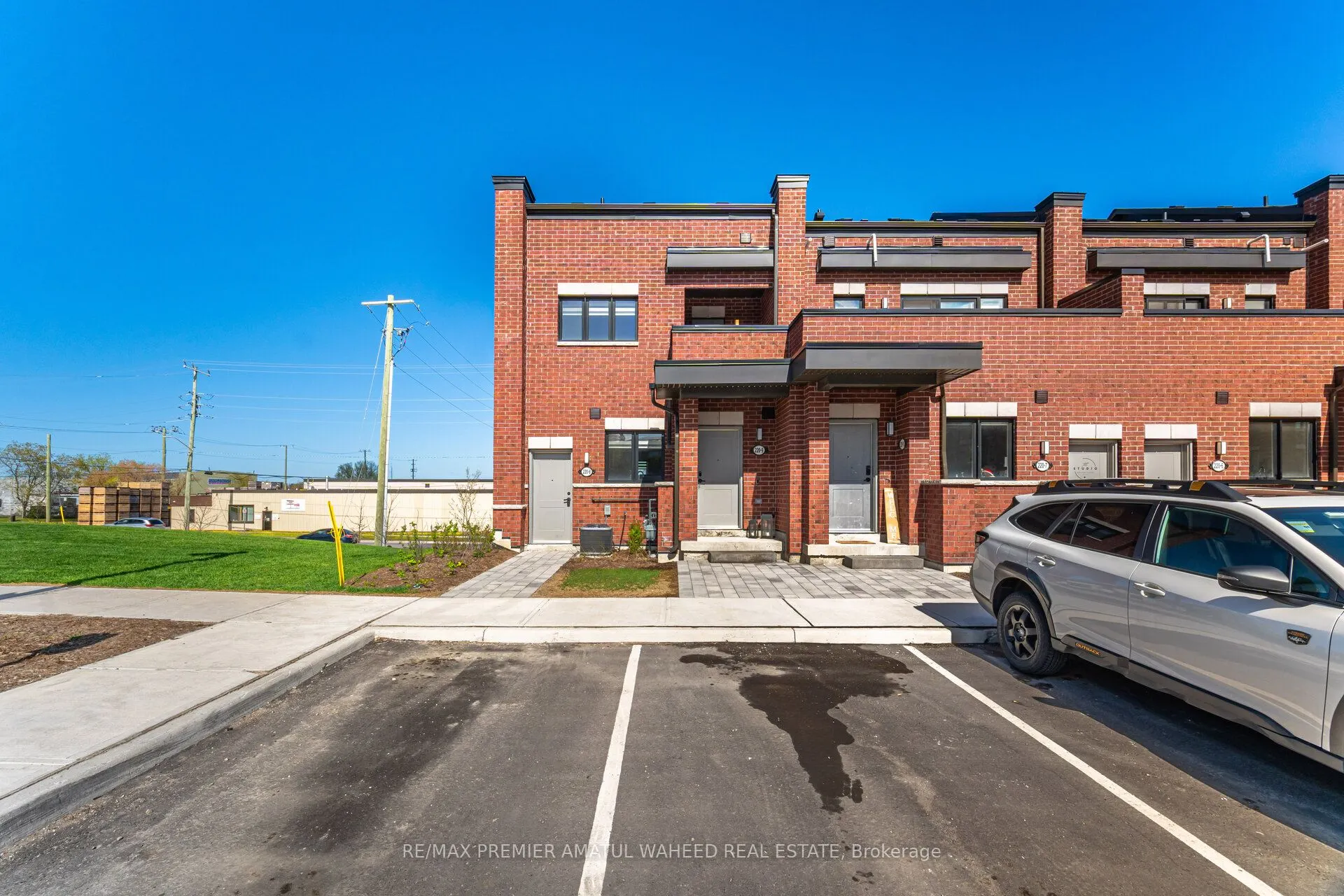 220 Dissette Street, #9