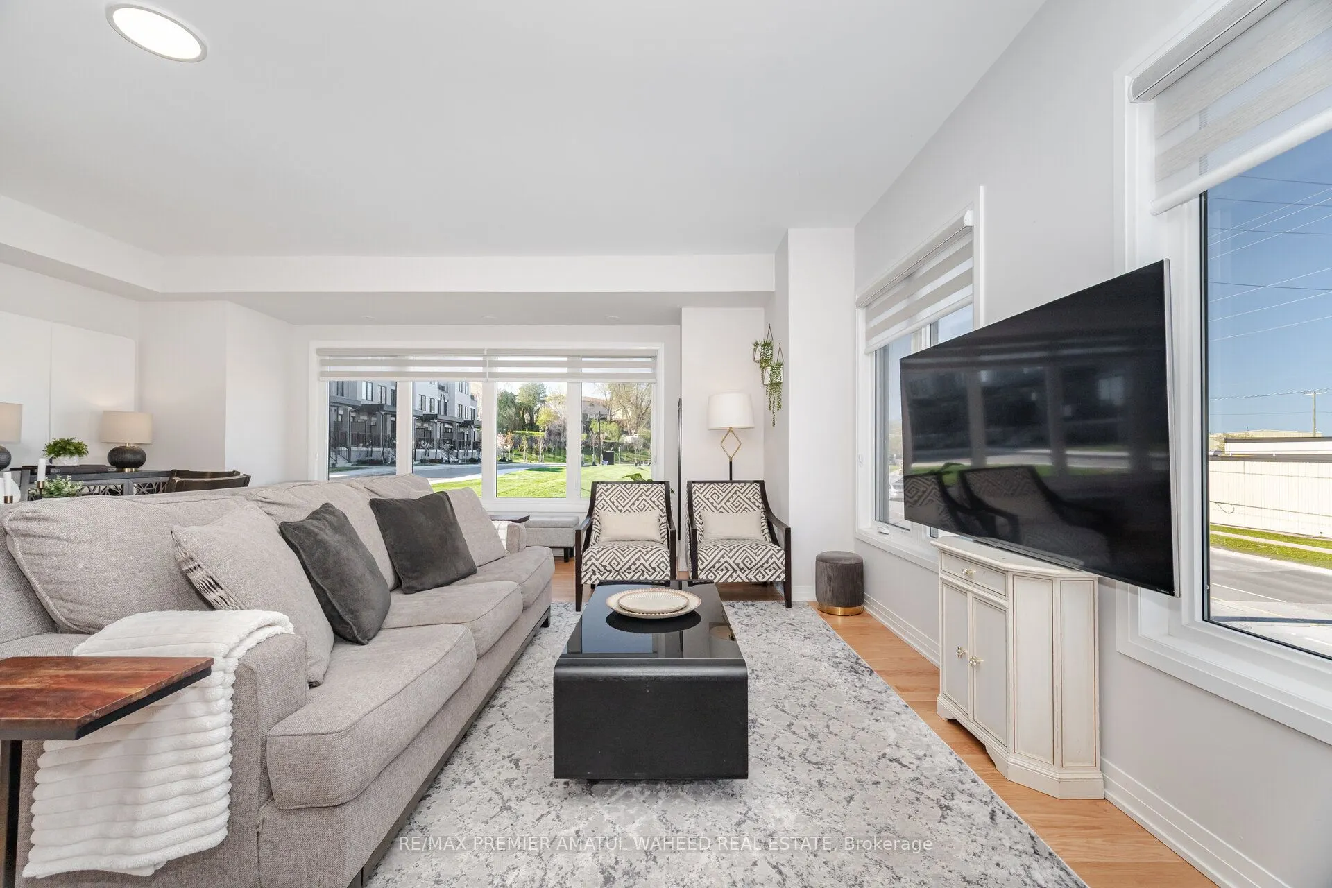 220 Dissette Street, #9