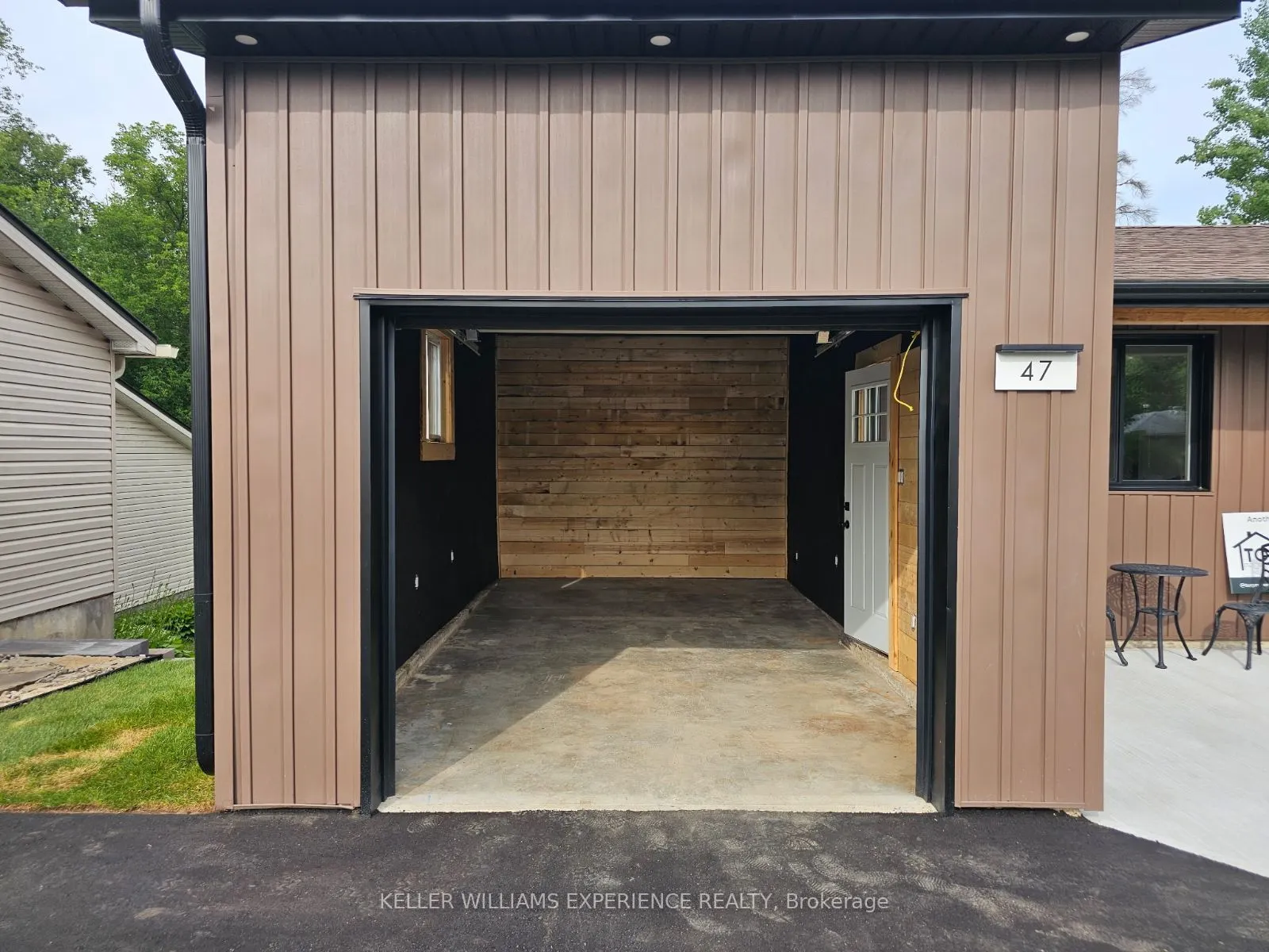 47 Sandsprings Crescent