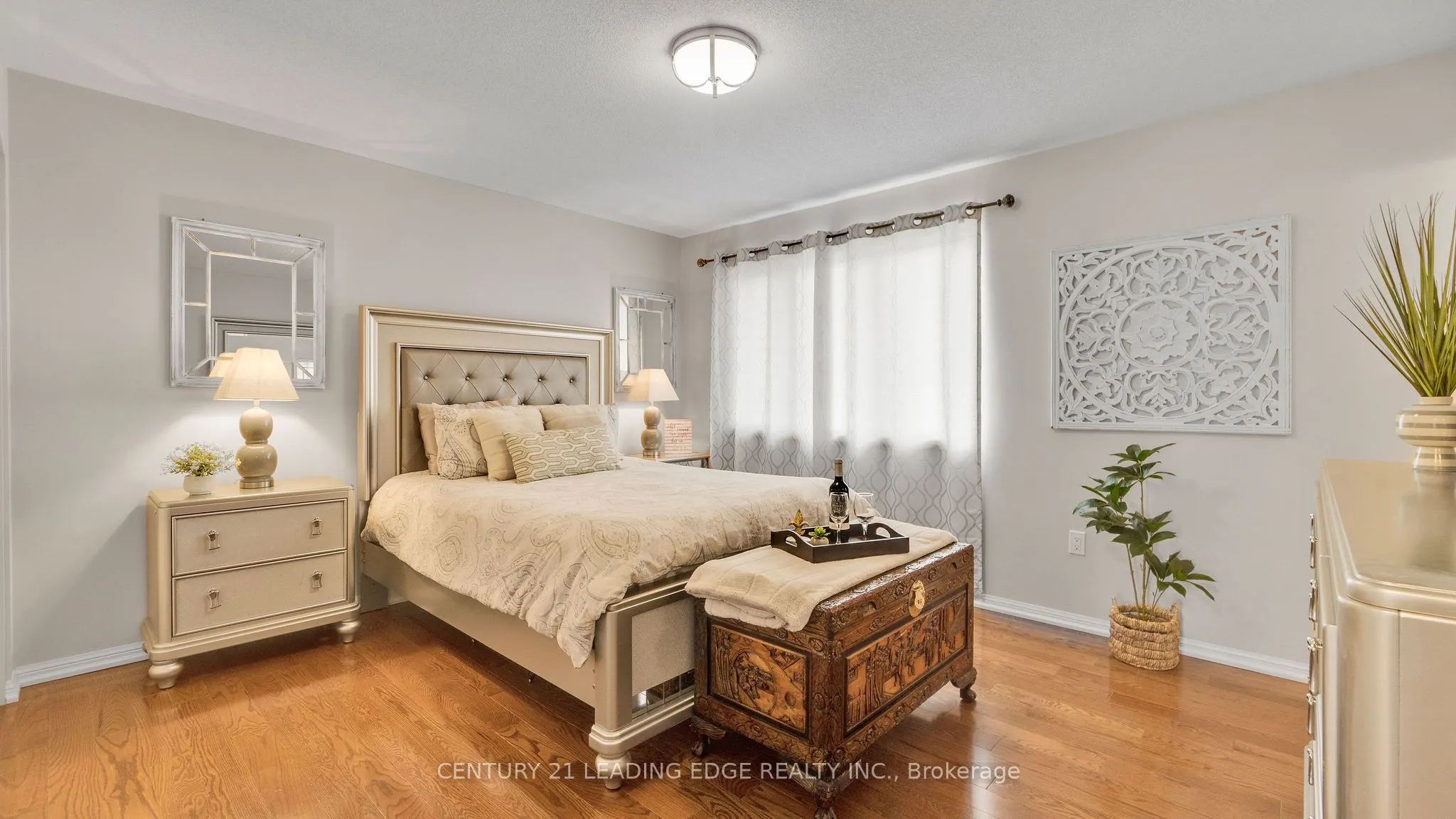 15 Jamesway Crescent