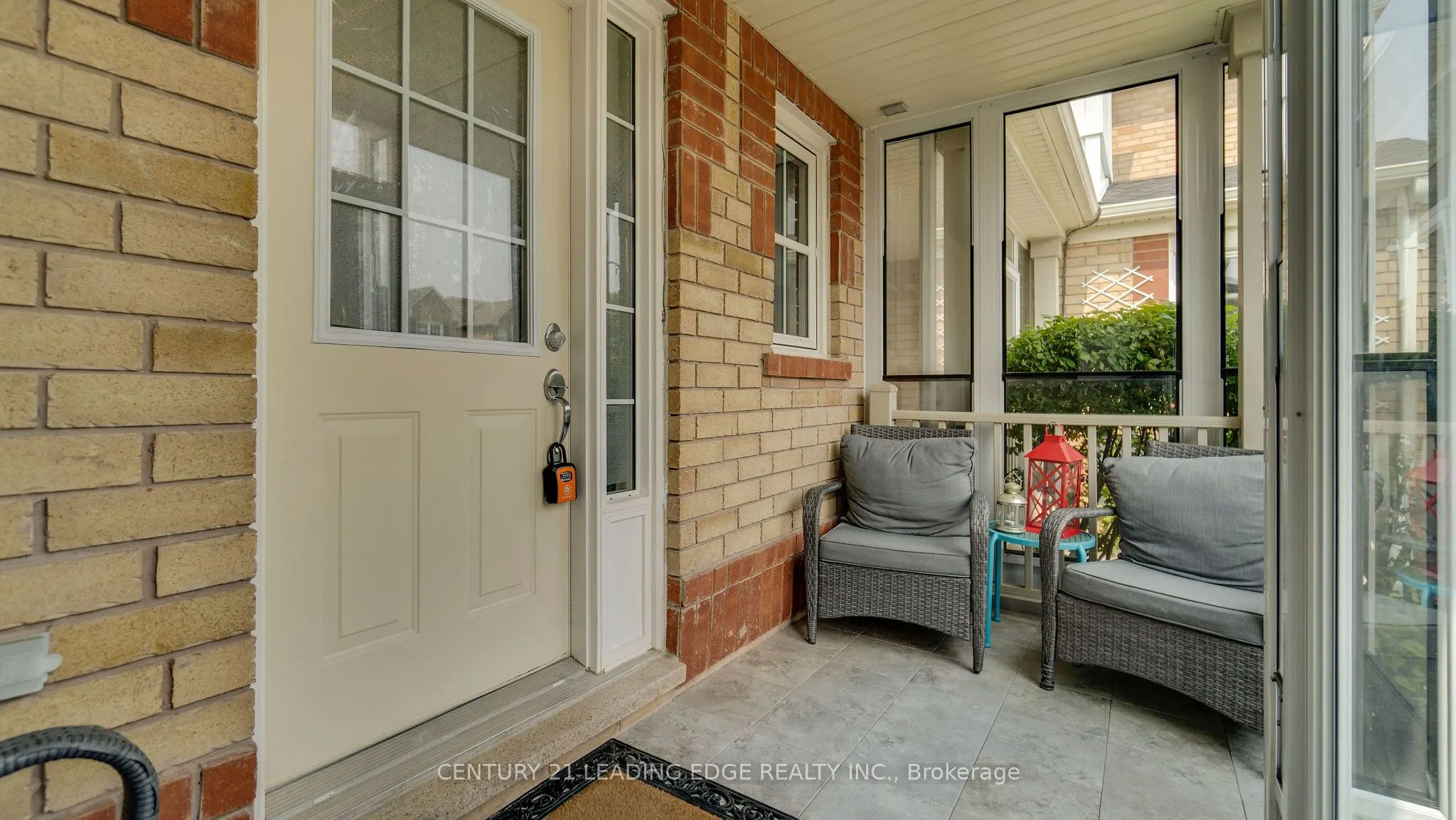 15 Jamesway Crescent