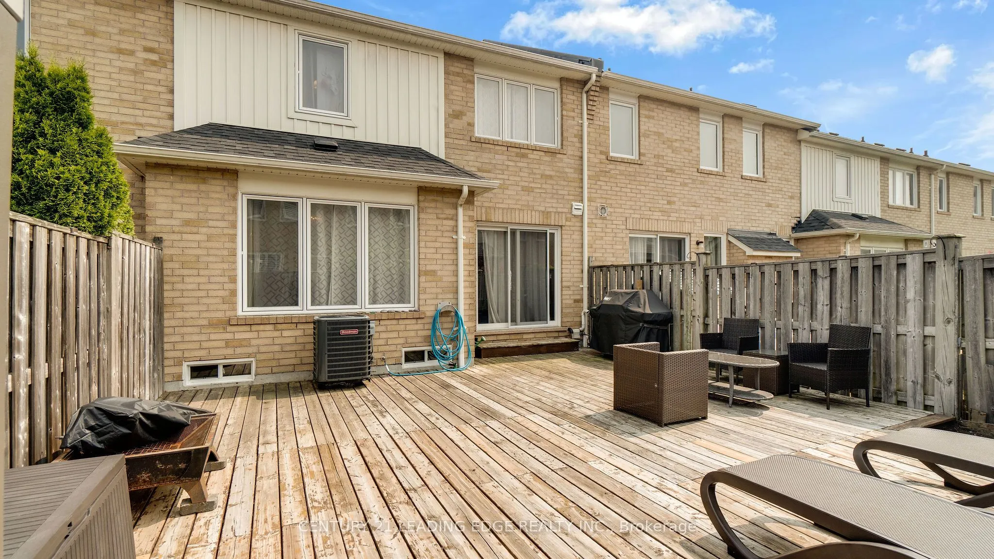 15 Jamesway Crescent