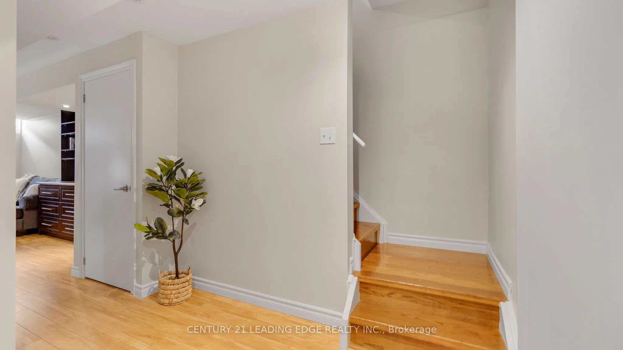 15 Jamesway Crescent