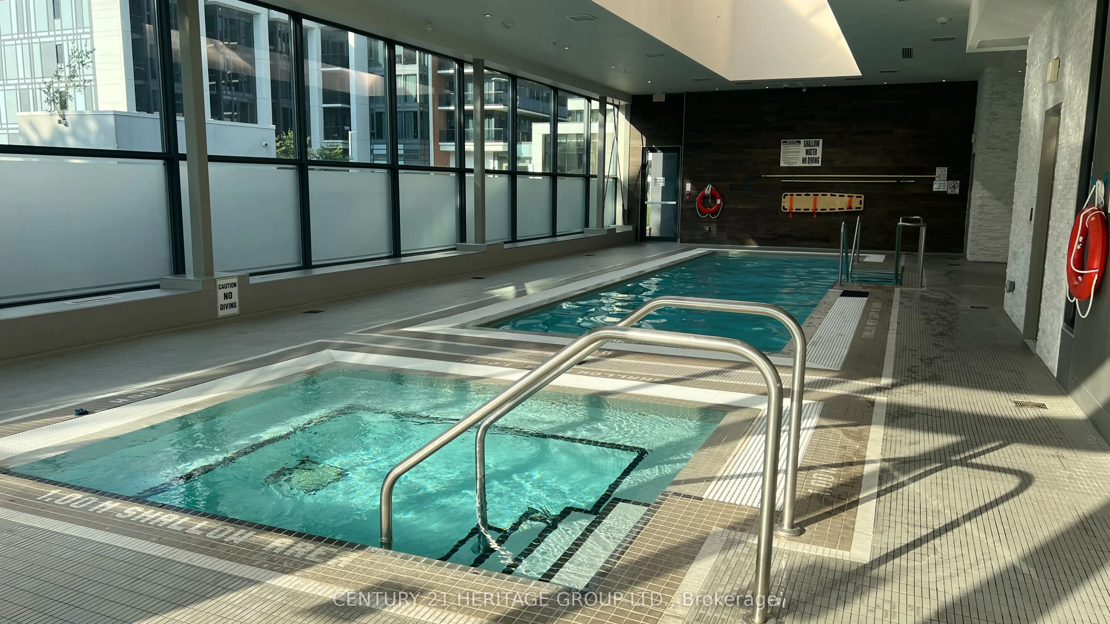 9618 Yonge Street, #207