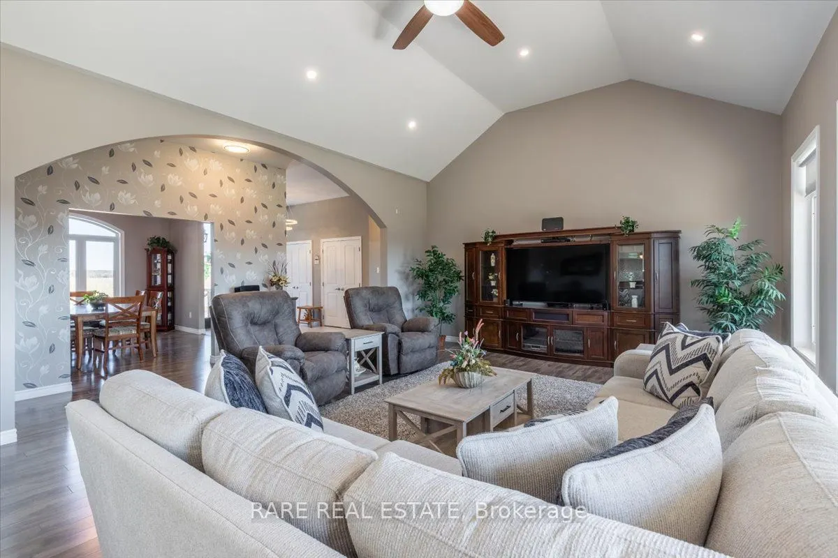 9157 30th Side Road