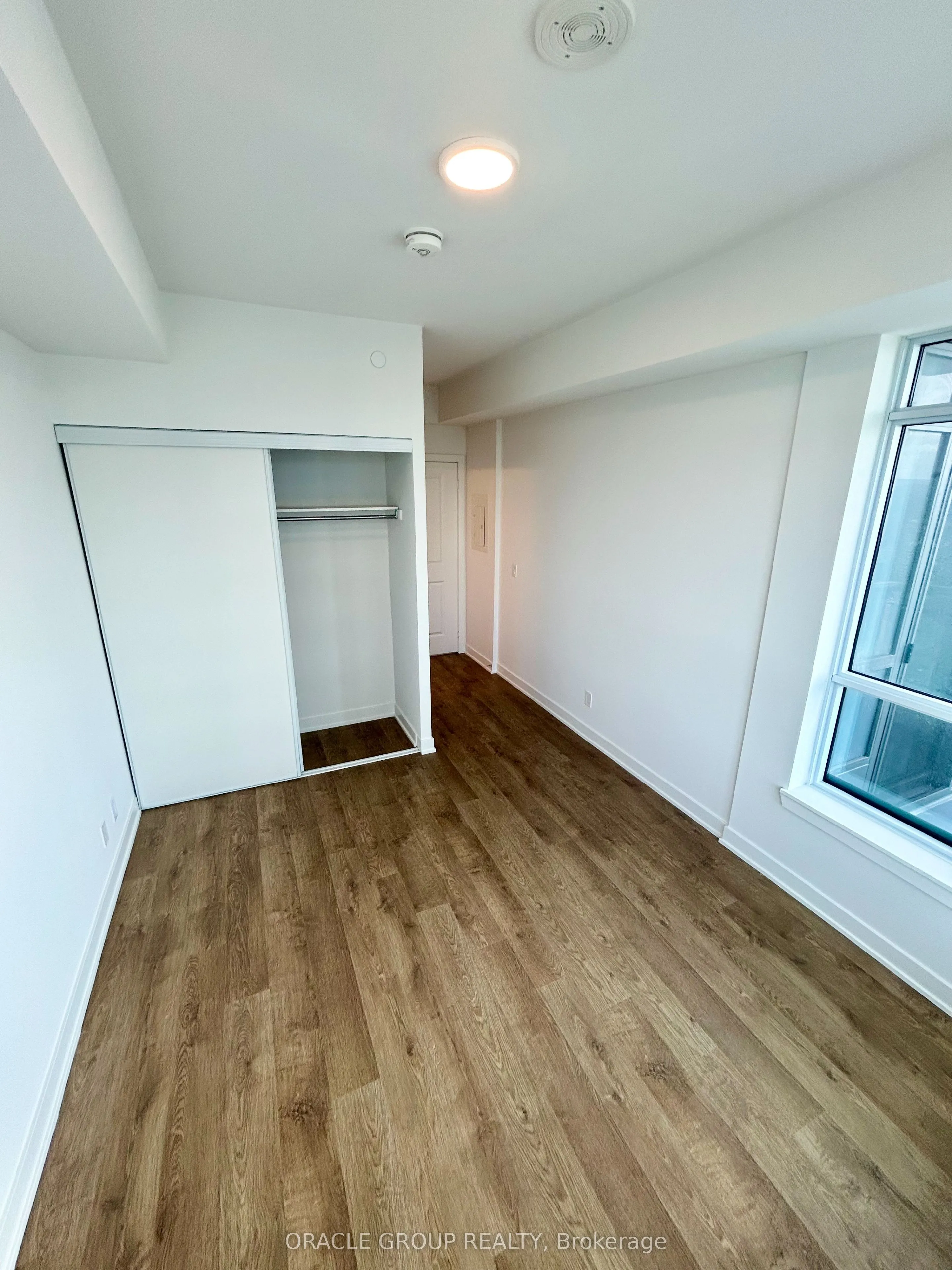 30 Upper Mall Way, #A-2407