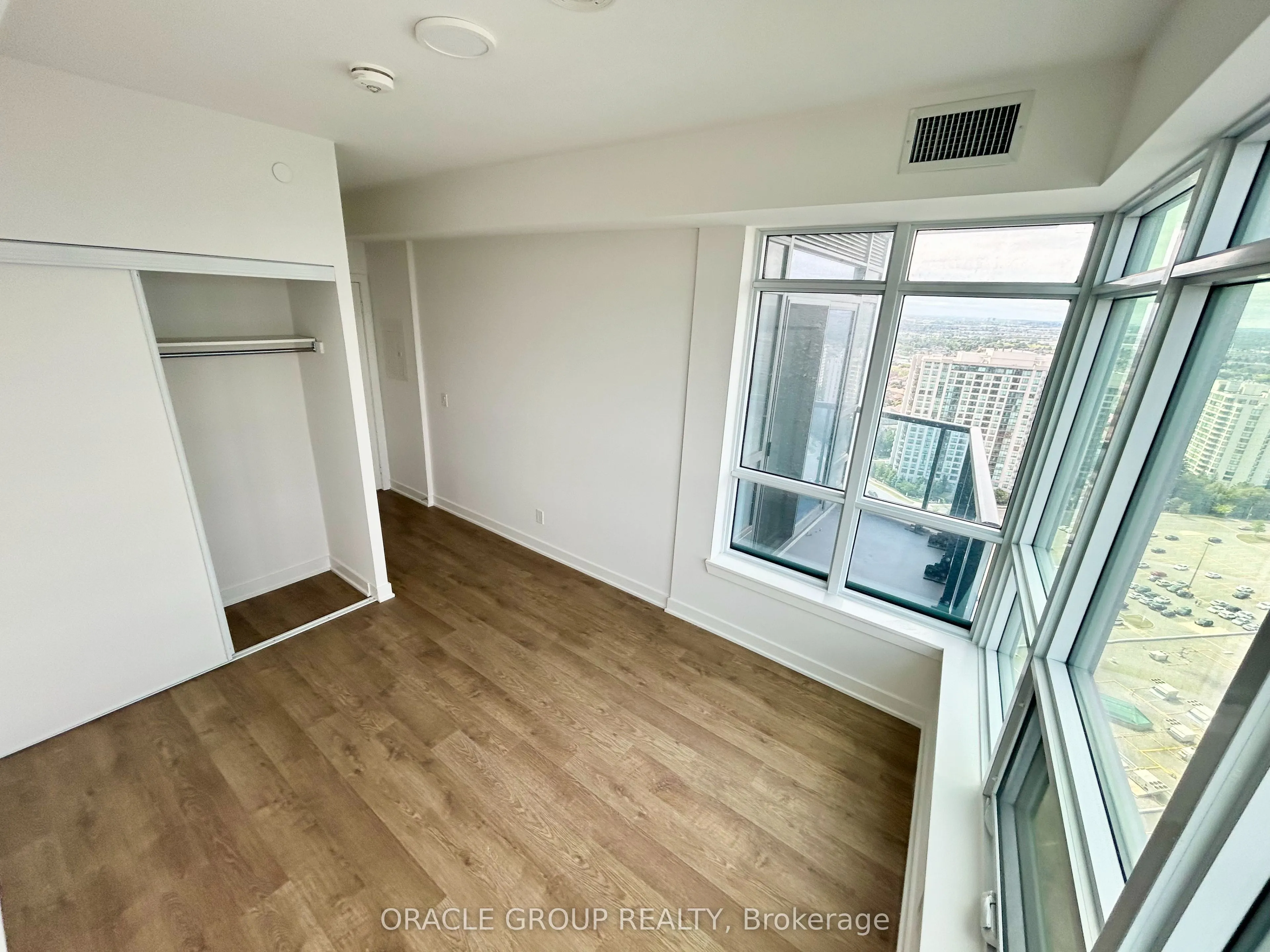 30 Upper Mall Way, #A-2407