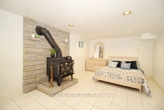 304 Firglen Ridge