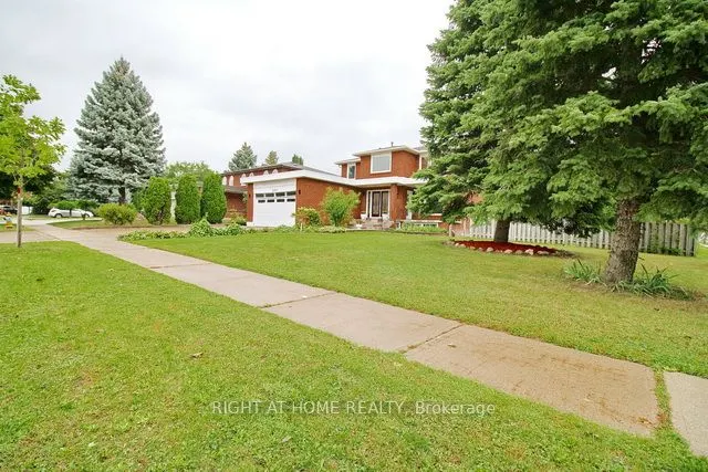304 Firglen Ridge