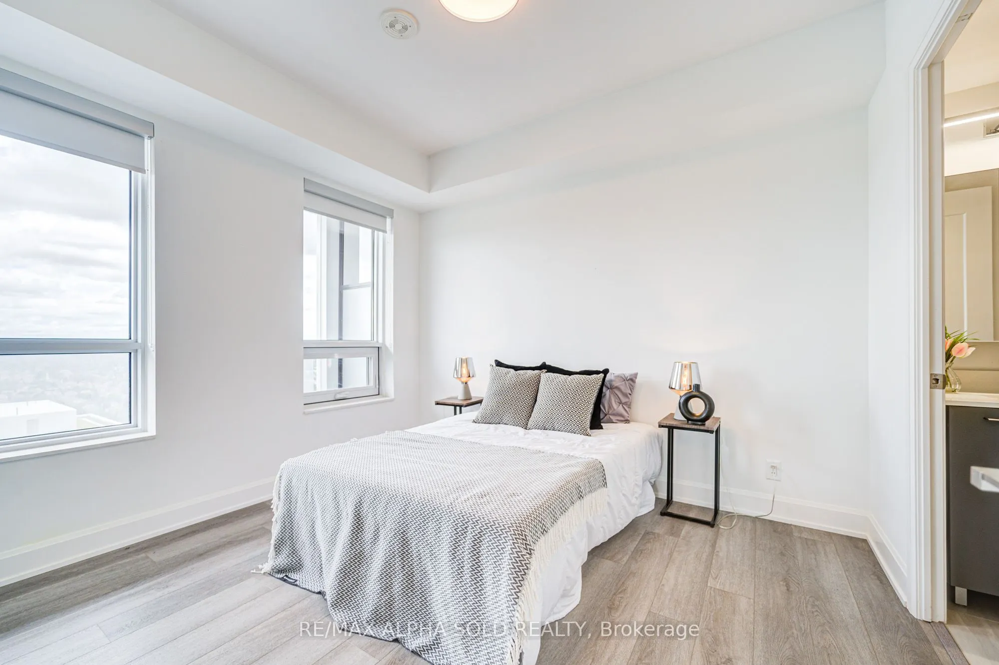 8 Water Walk Drive, #2907
