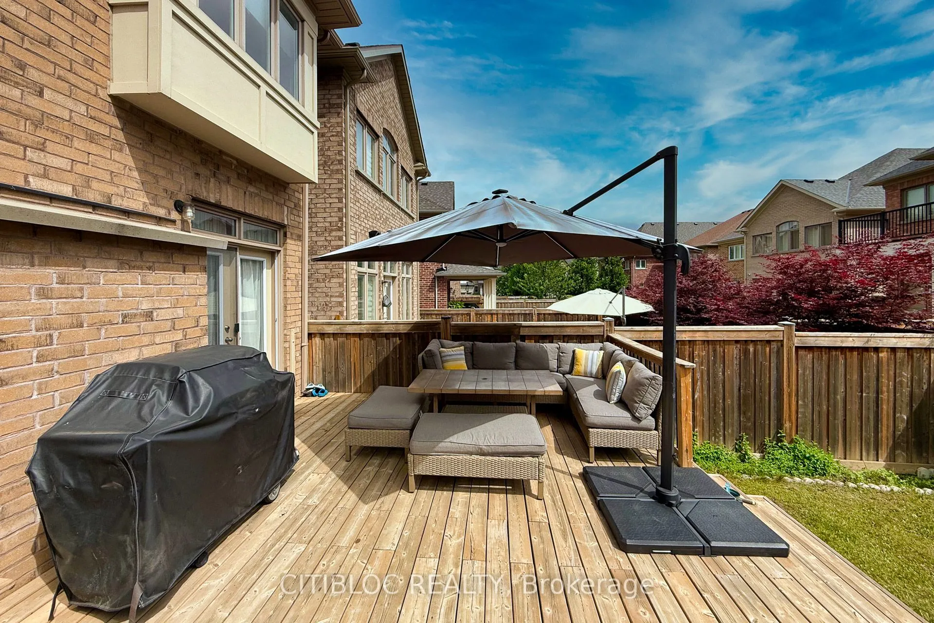 25 Claudview Street