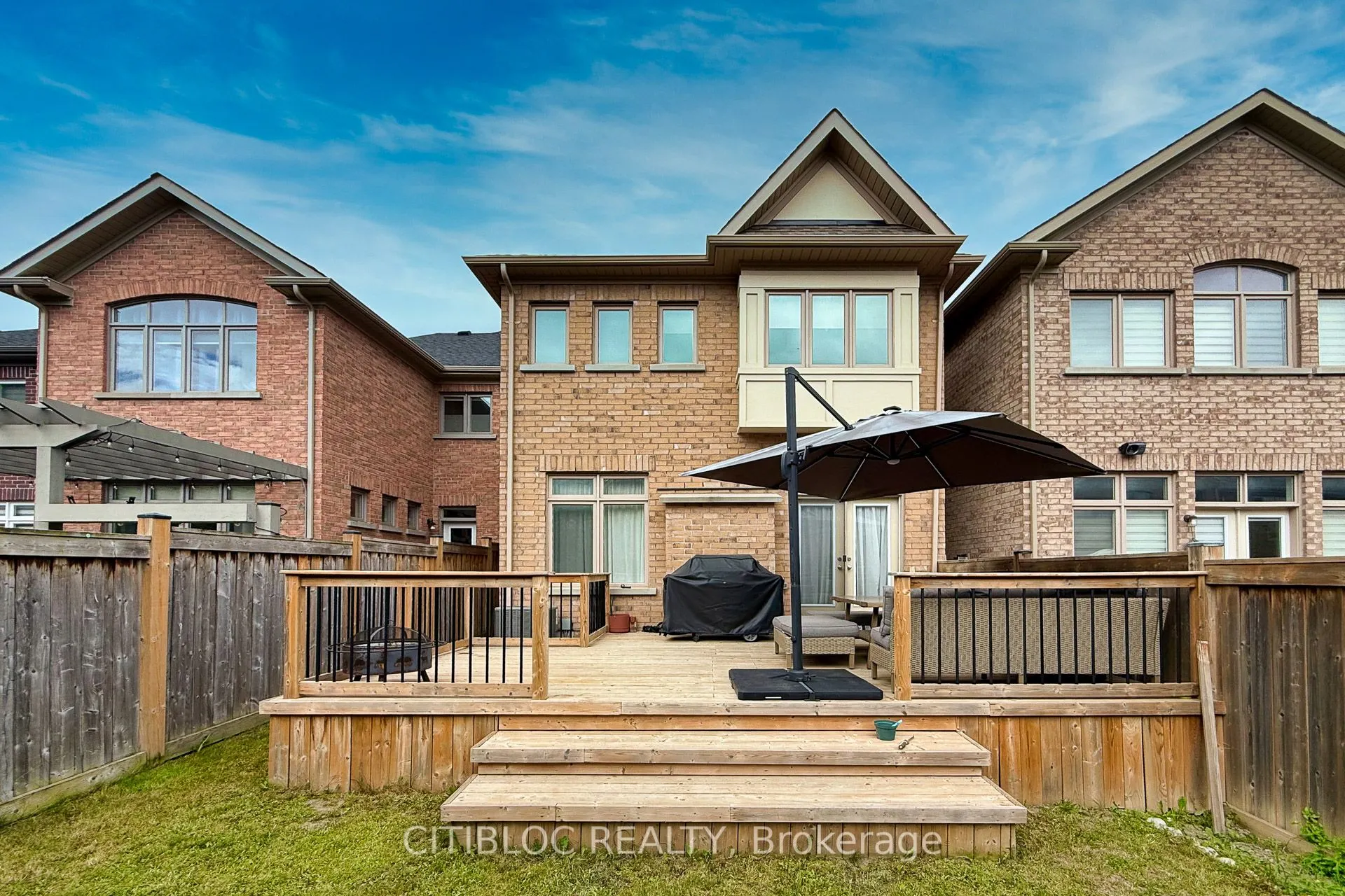 25 Claudview Street