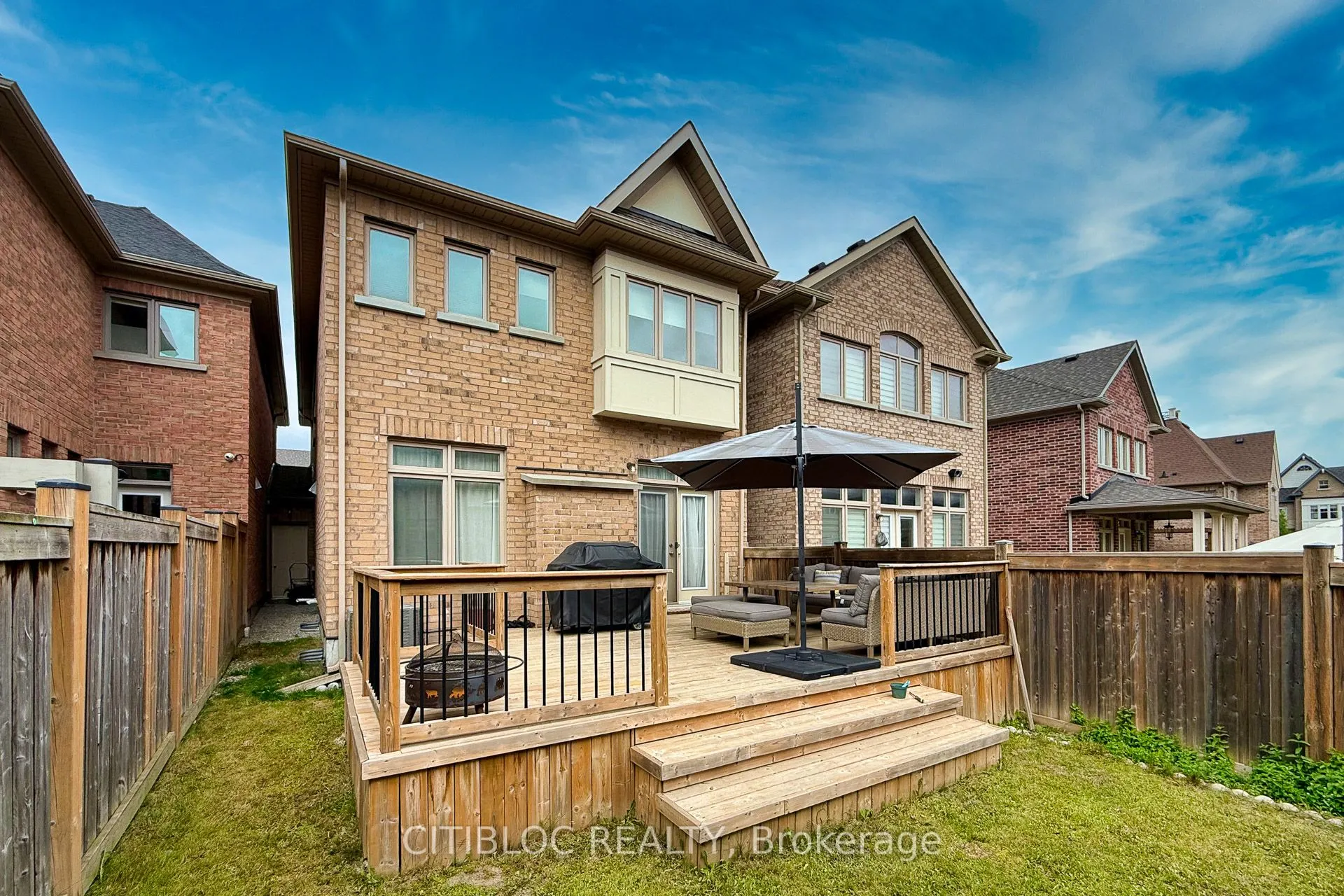25 Claudview Street