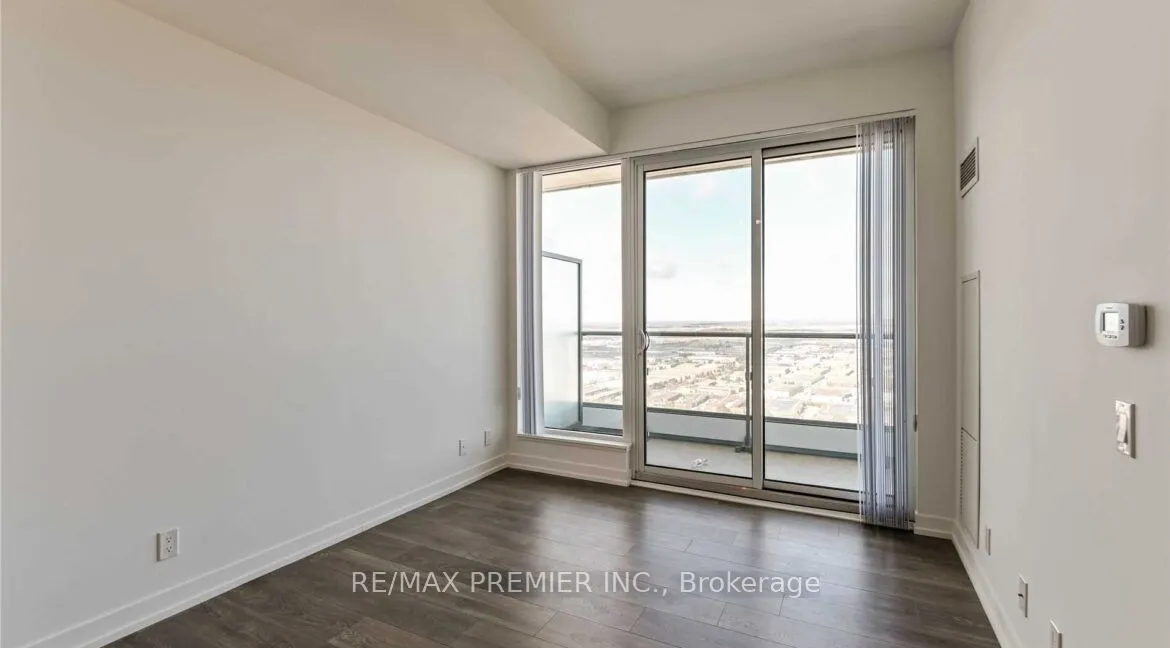 898 Portage Parkway, #4211