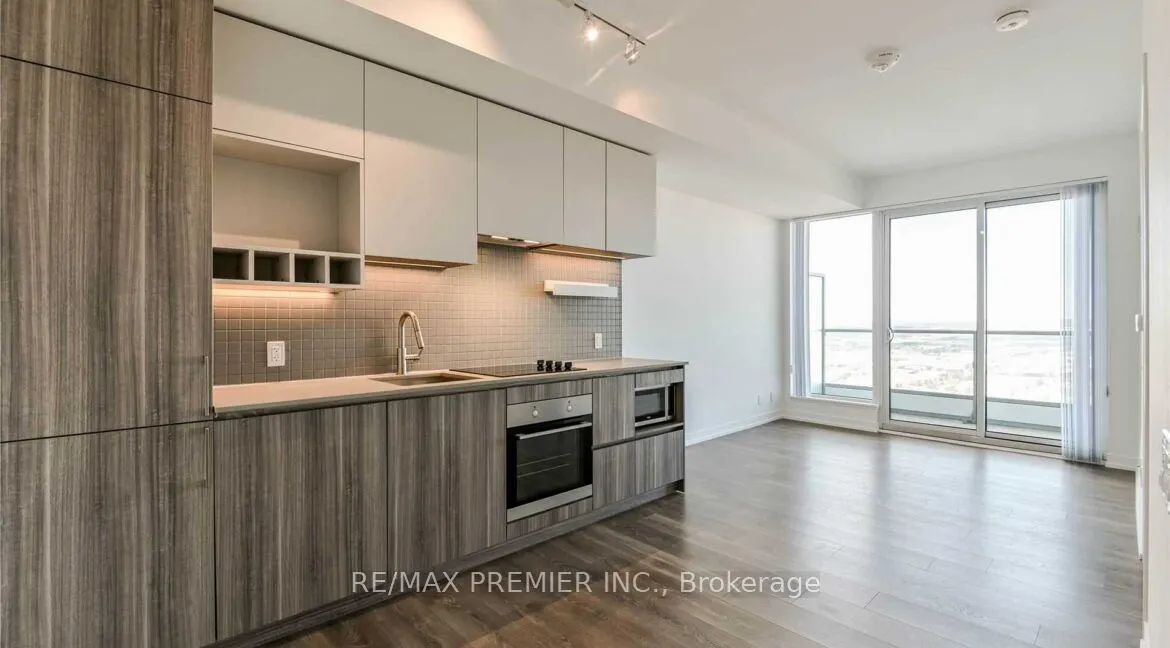 898 Portage Parkway, #4211