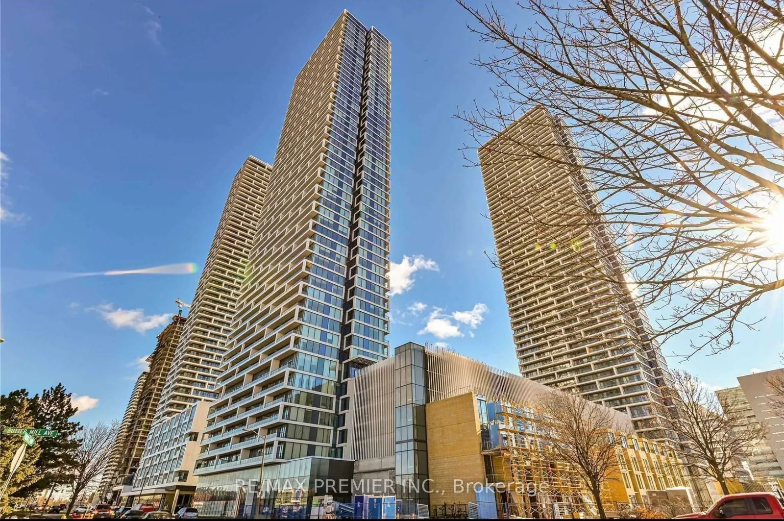 898 Portage Parkway, #4211