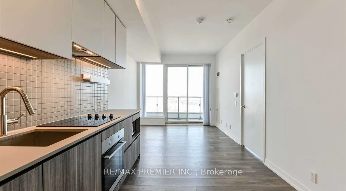 898 Portage Parkway, #4211