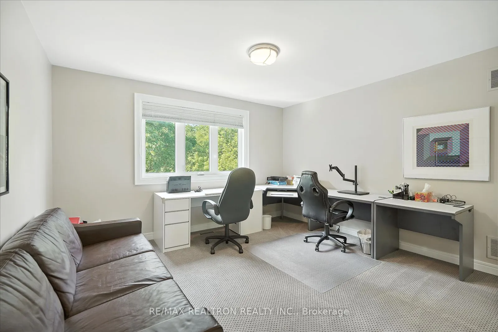 34 Prince Edward Boulevard