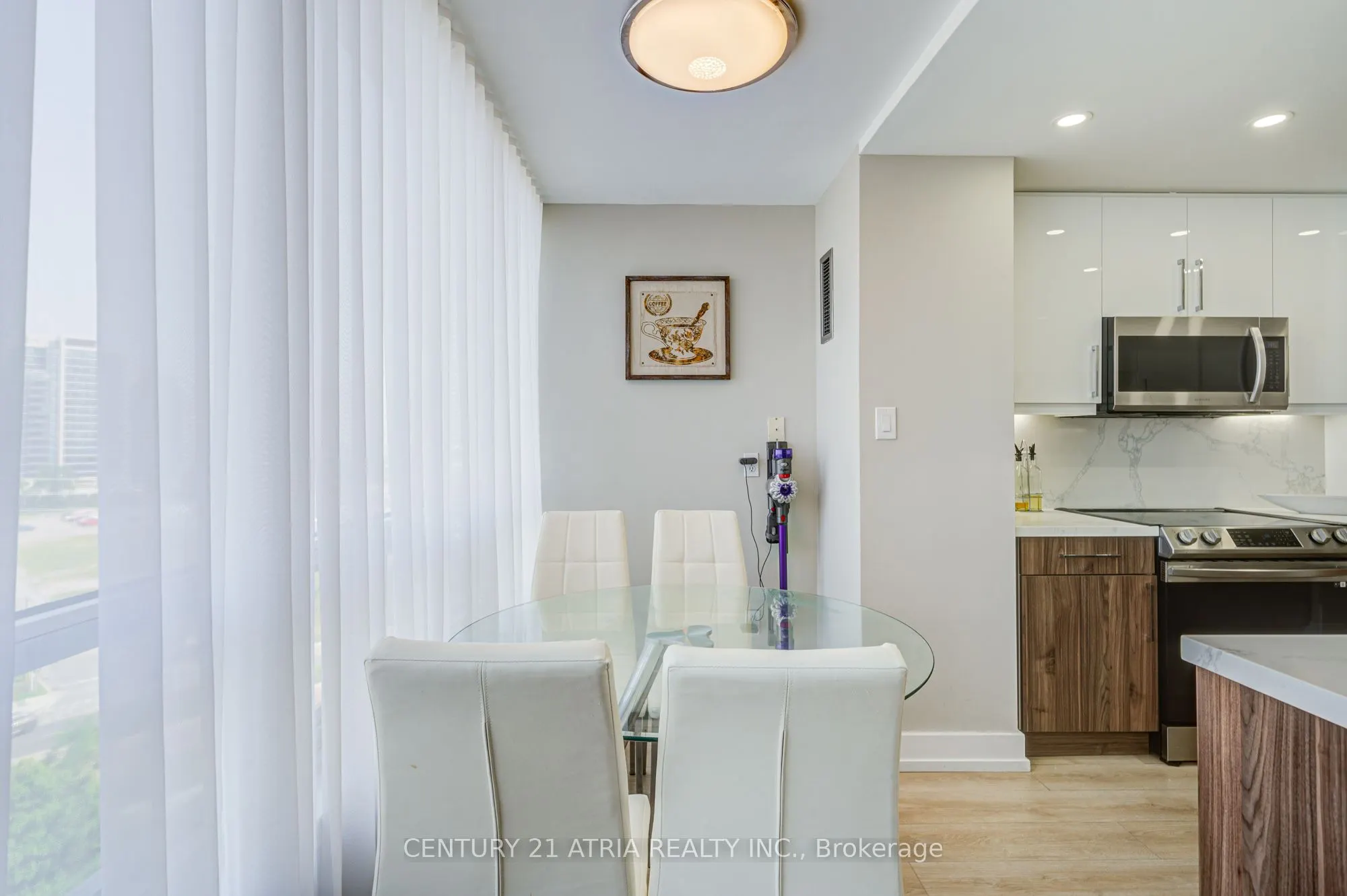 120 Promenade Circle, #909