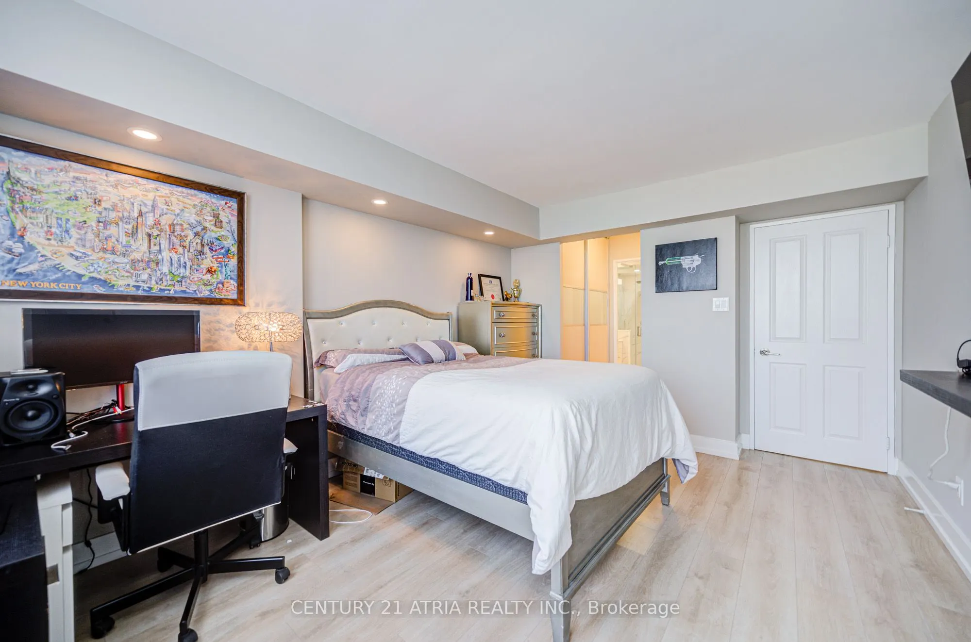 120 Promenade Circle, #909