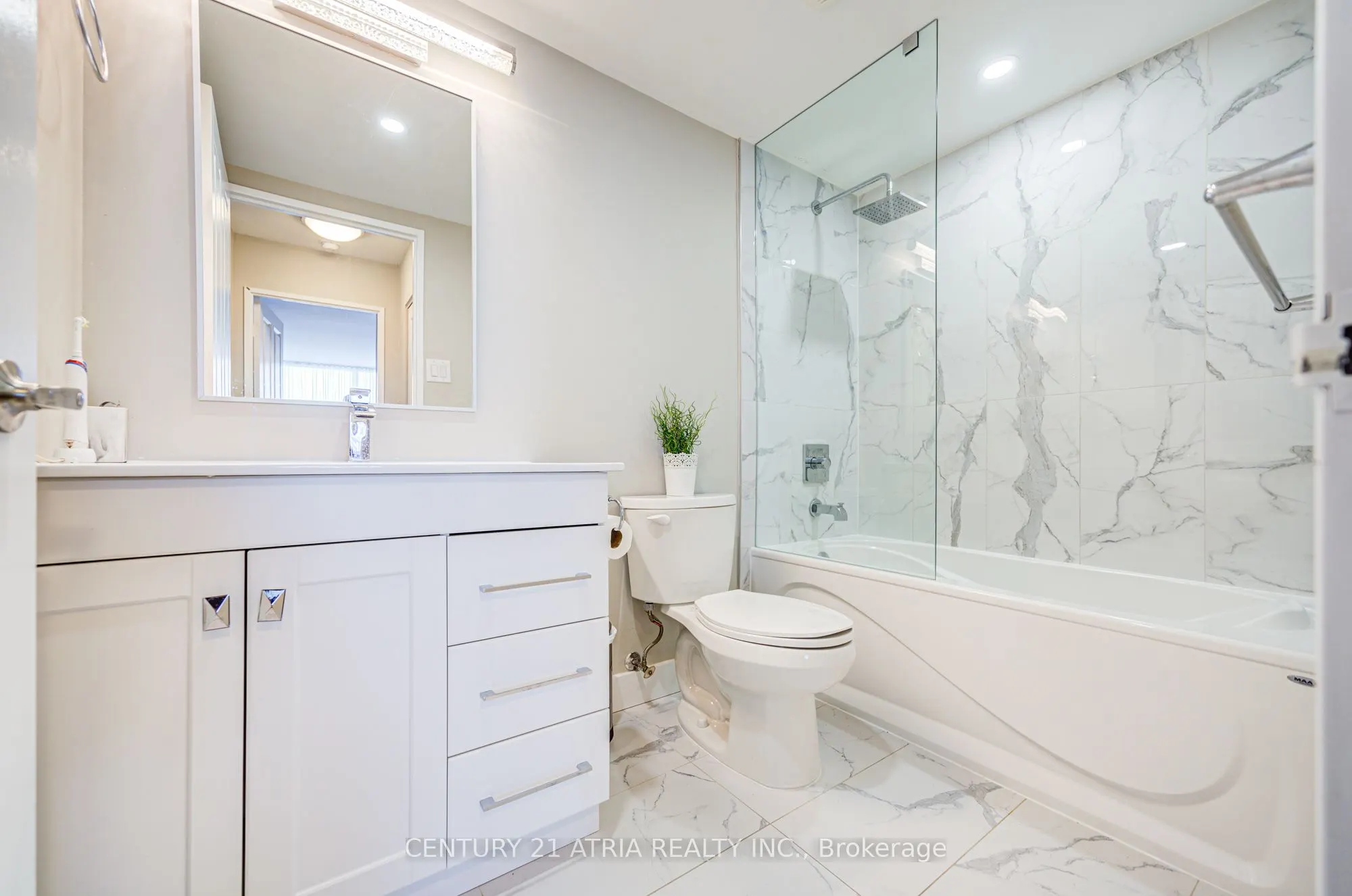 120 Promenade Circle, #909