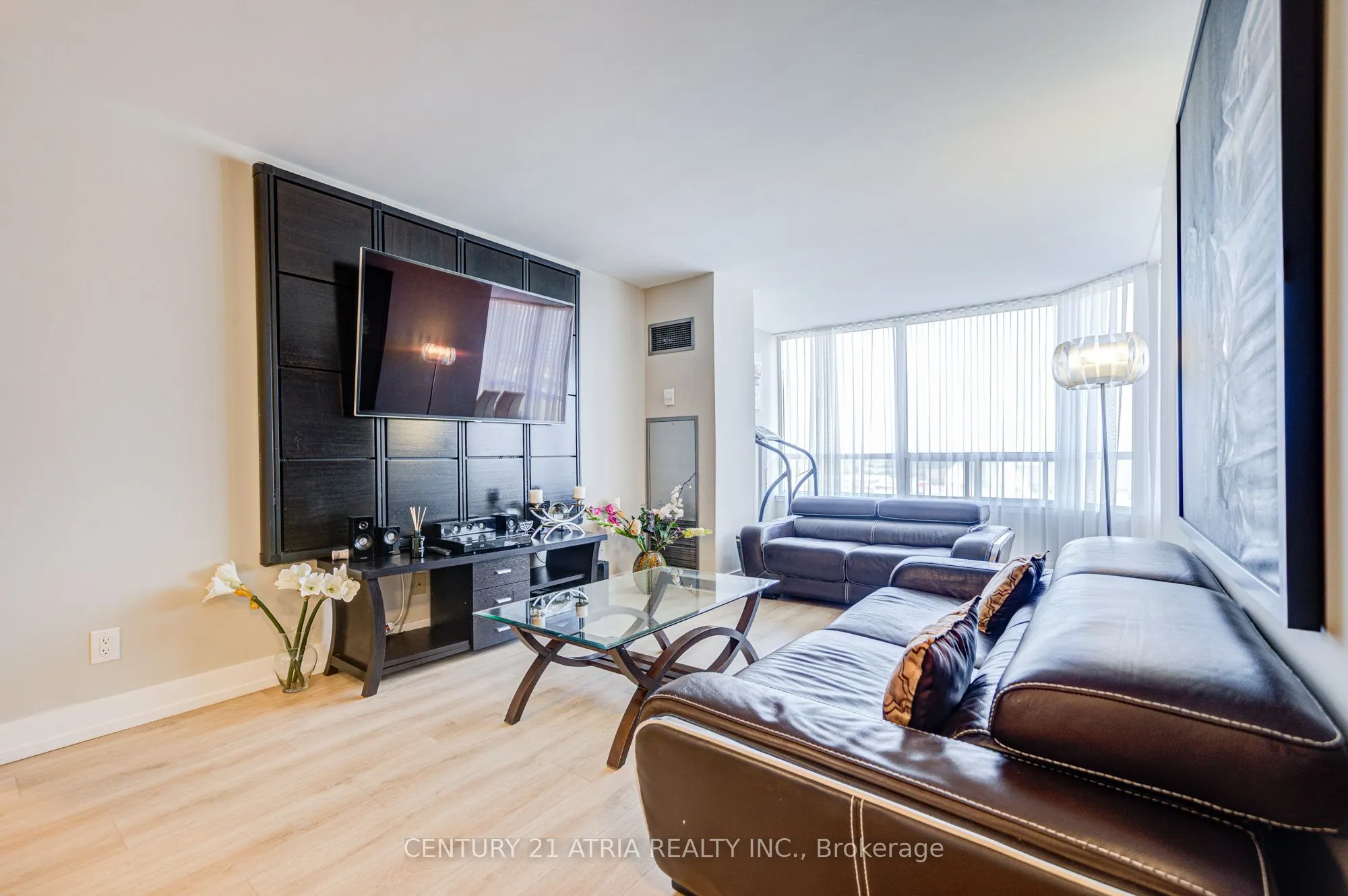 120 Promenade Circle, #909