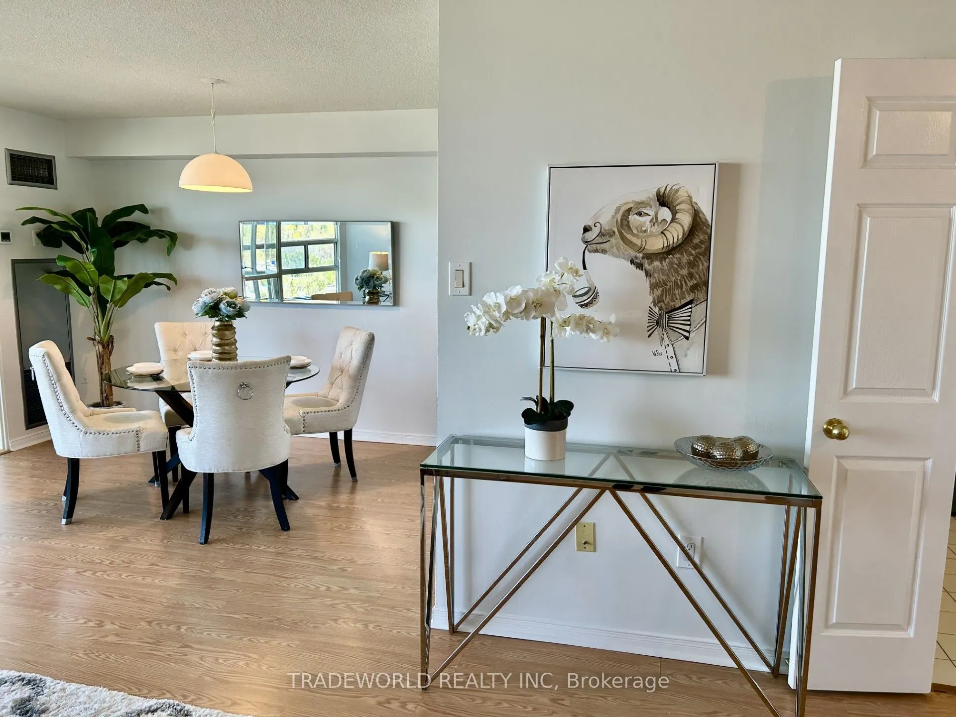 7825 Bayview Avenue, #1223