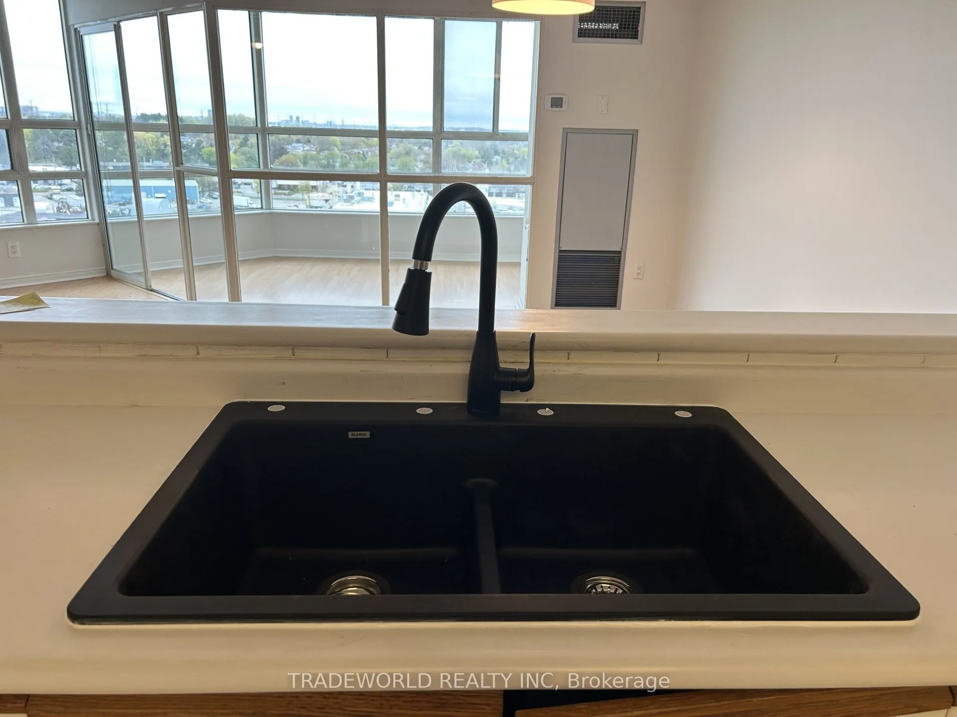 7825 Bayview Avenue, #1223