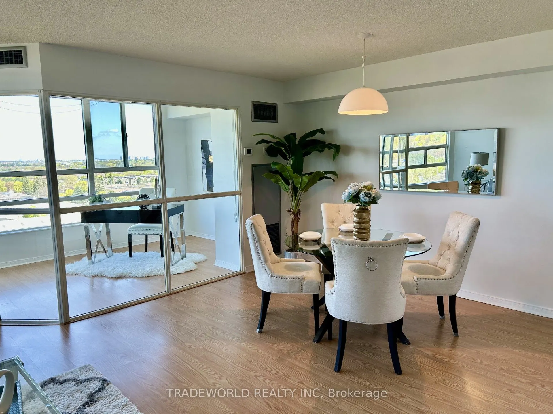 7825 Bayview Avenue, #1223