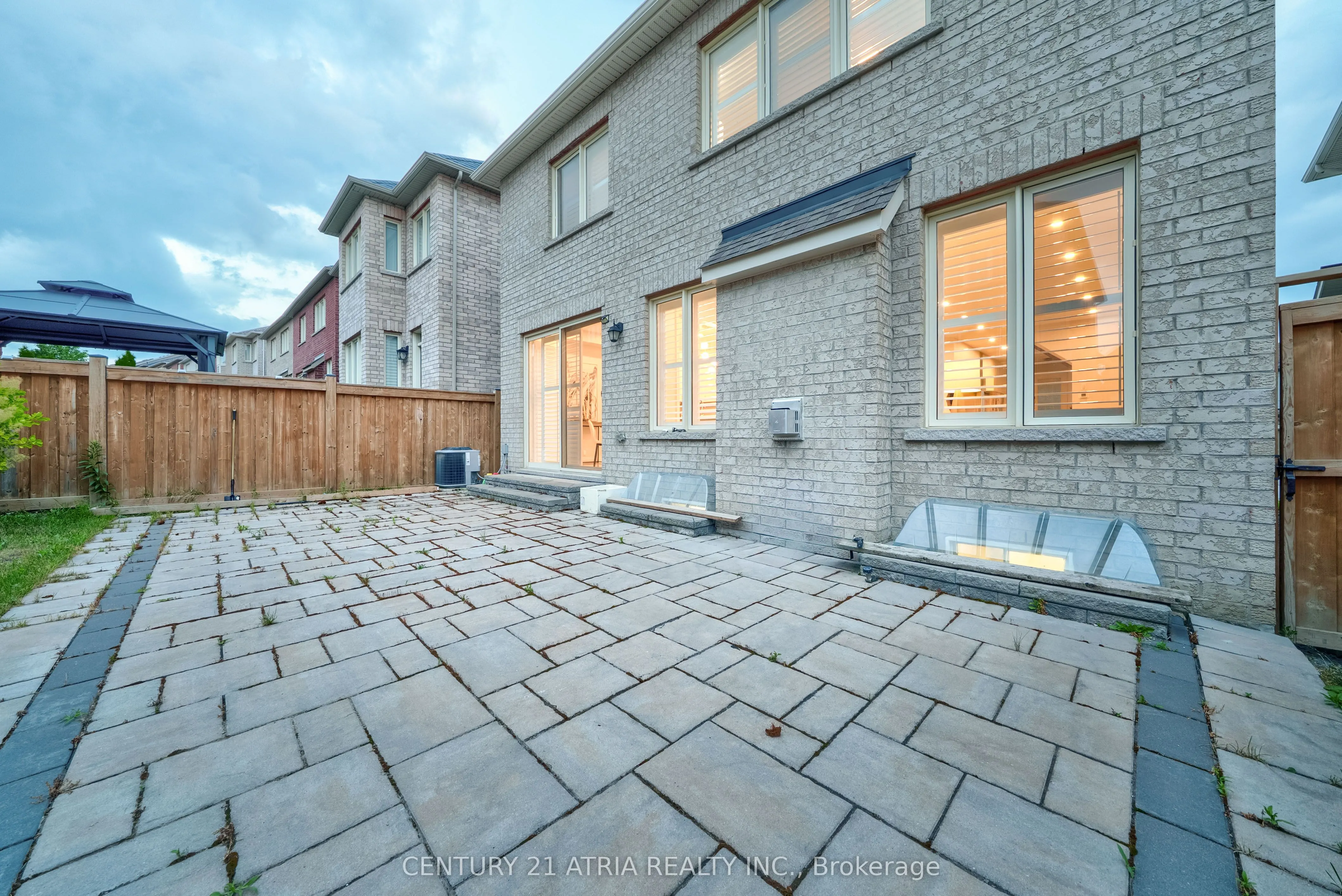 66 Blazing Star Street