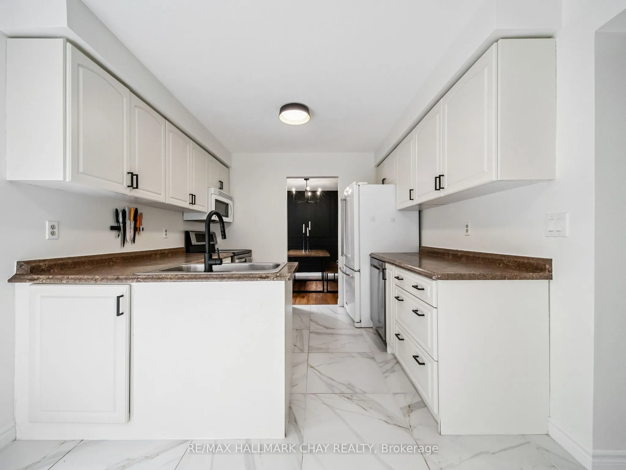 8 Darren Drive