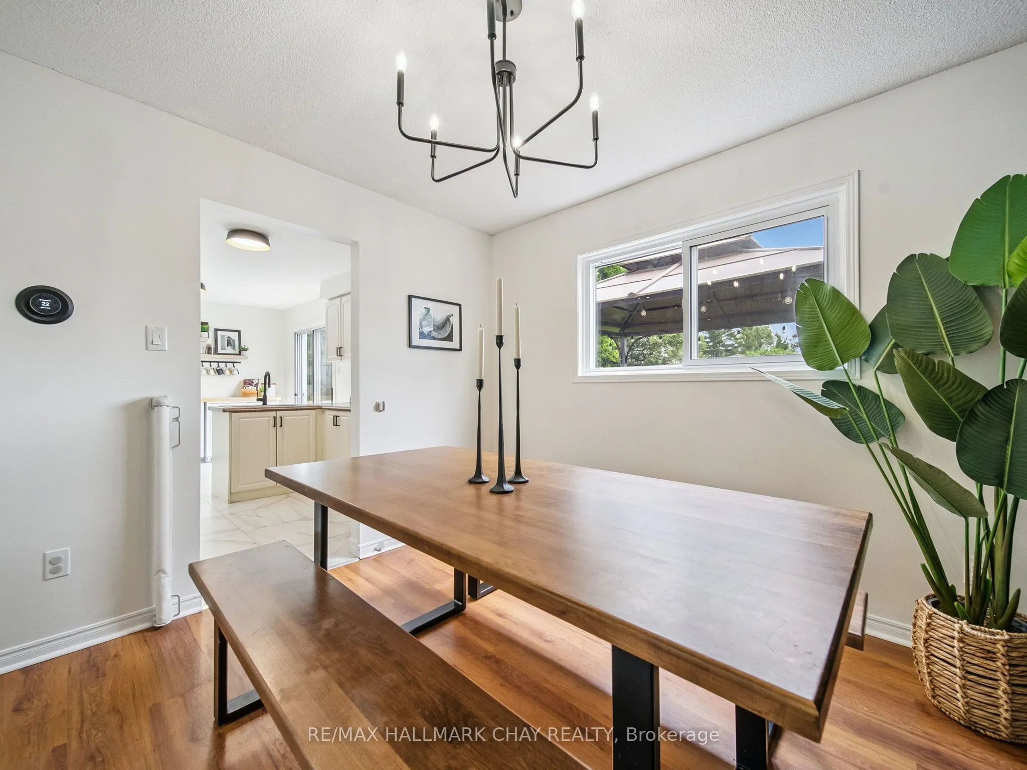 8 Darren Drive
