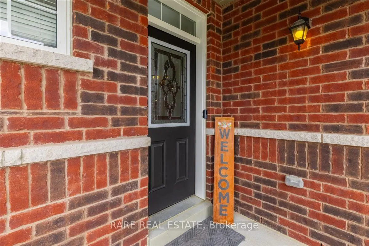 101 Wood Crescent