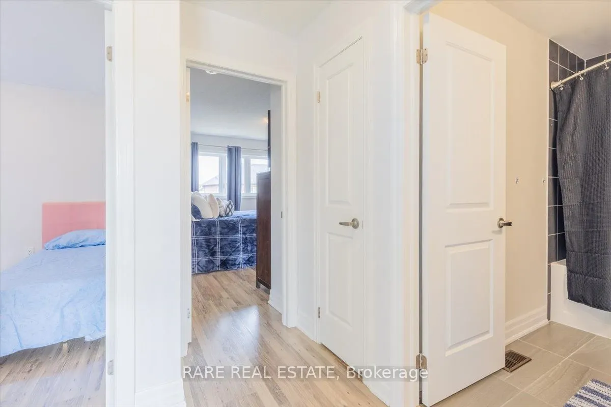 101 Wood Crescent
