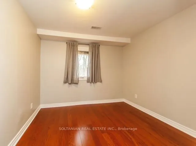 257 Parkwood Avenue