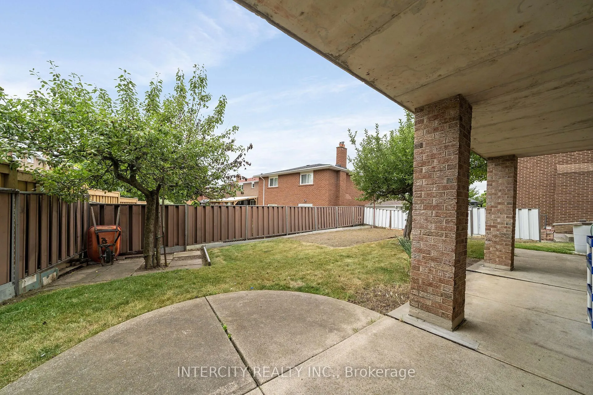 153 Jeanne Drive