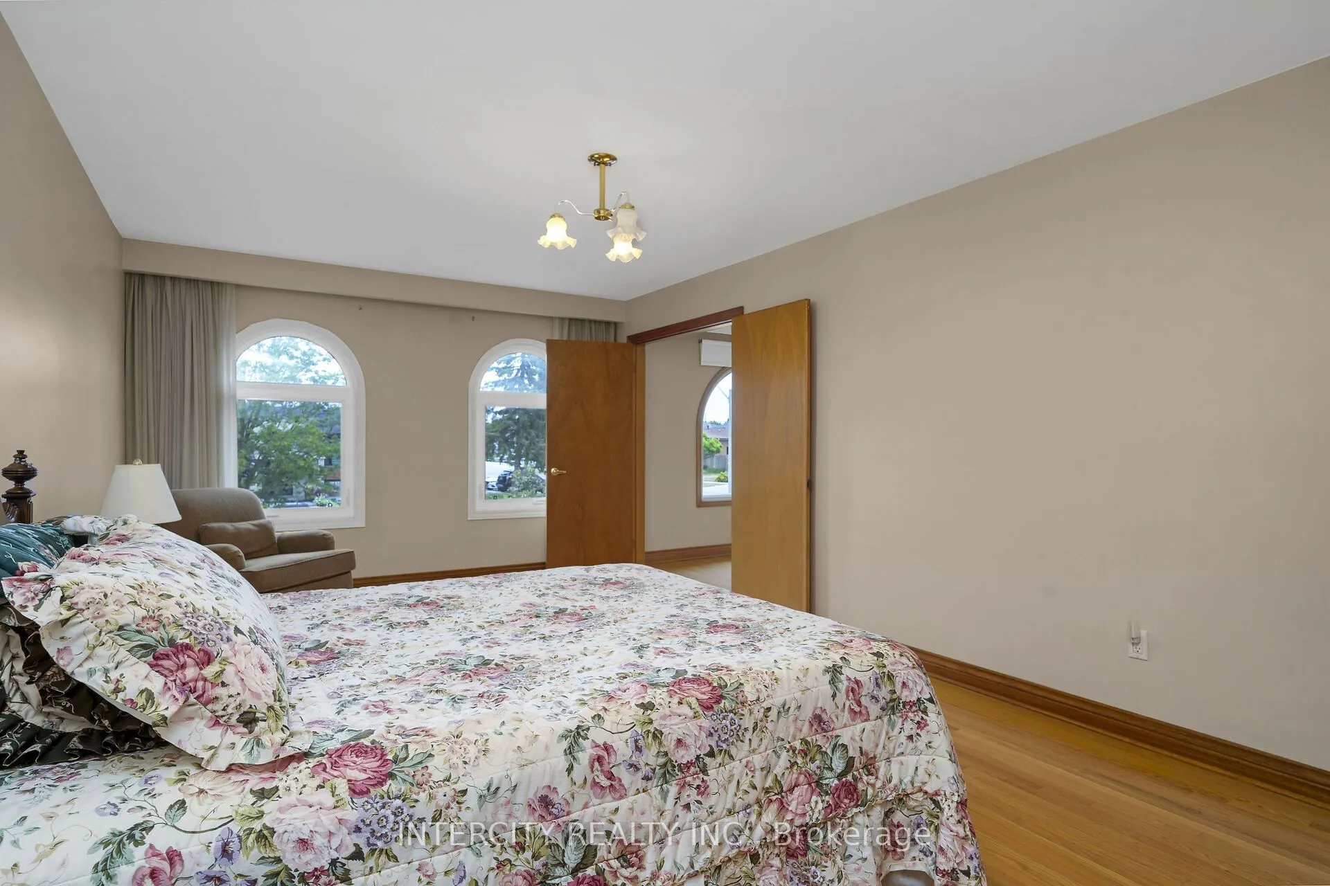 153 Jeanne Drive
