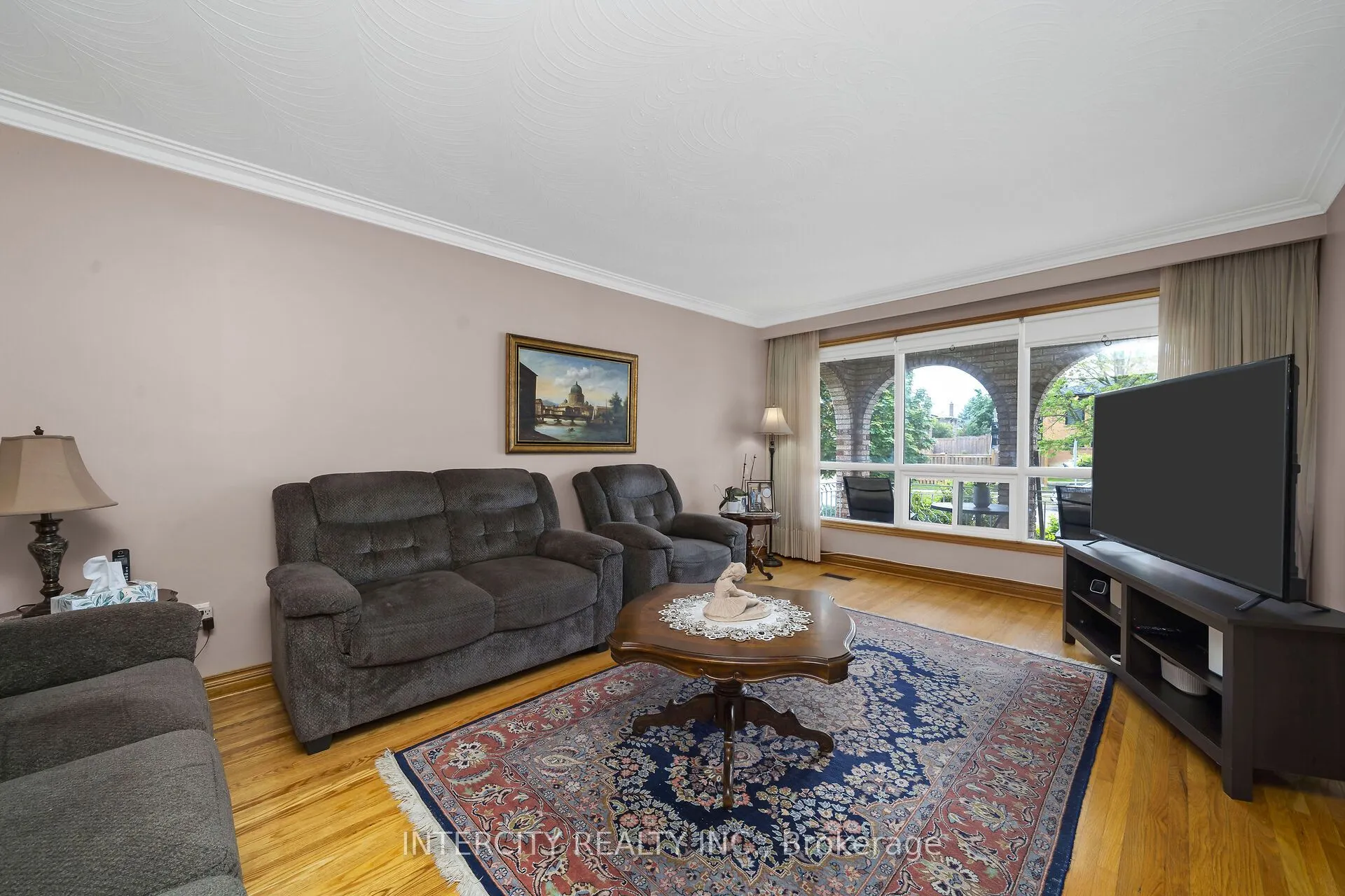 153 Jeanne Drive