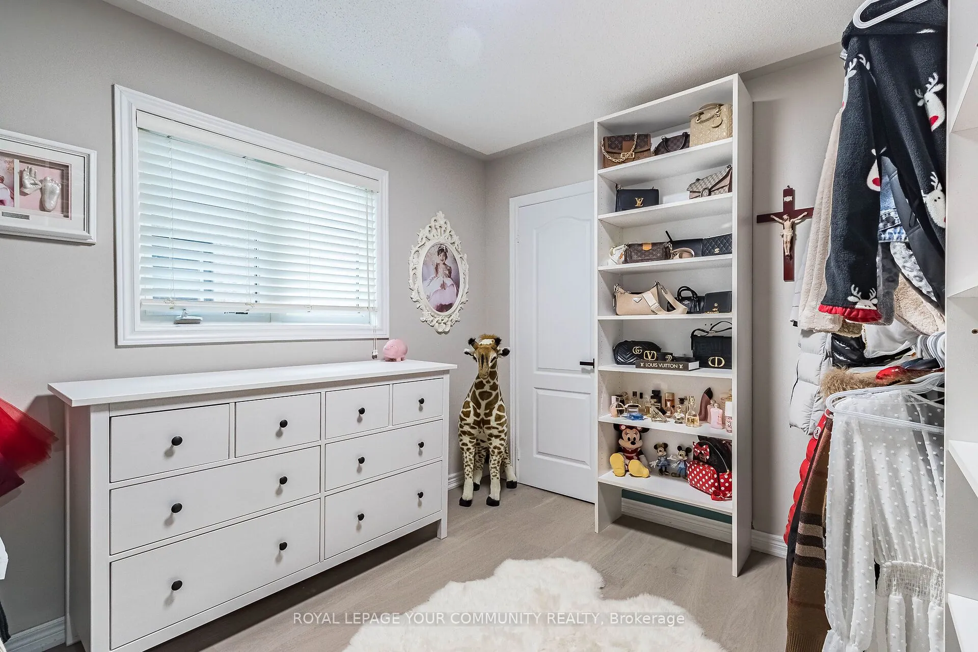 63 Regency View Heights