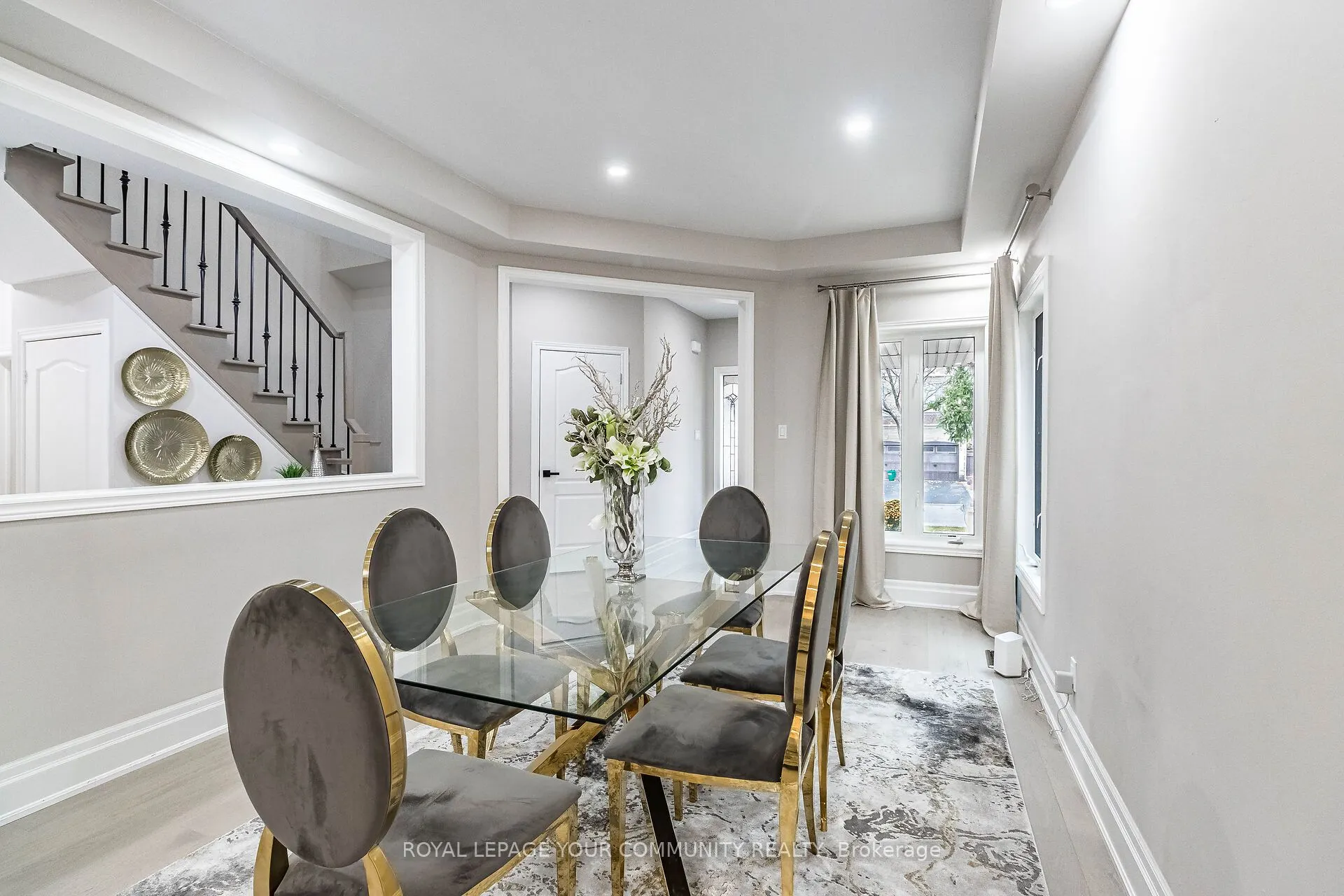 63 Regency View Heights