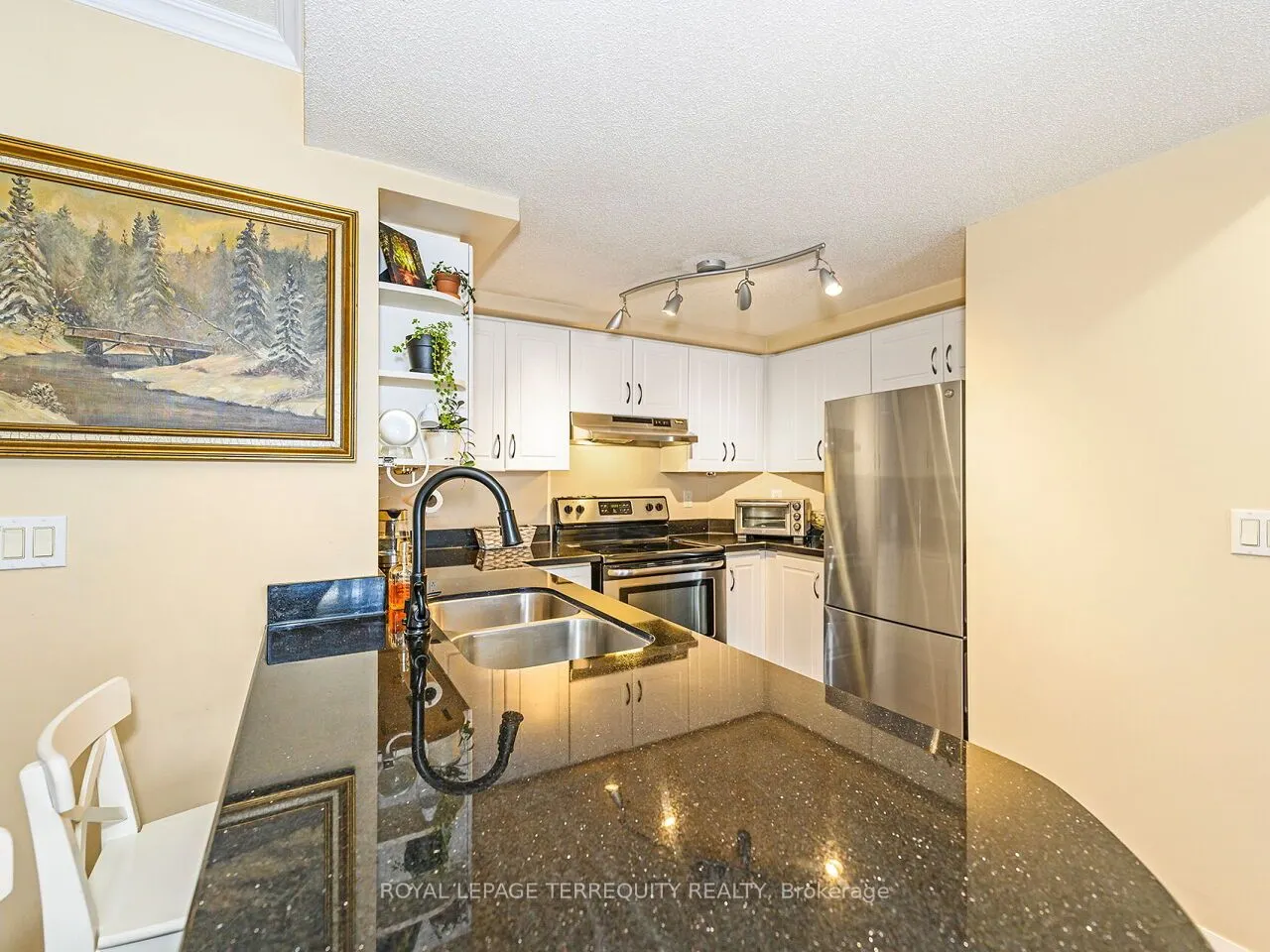 35 Hunt Avenue, #503