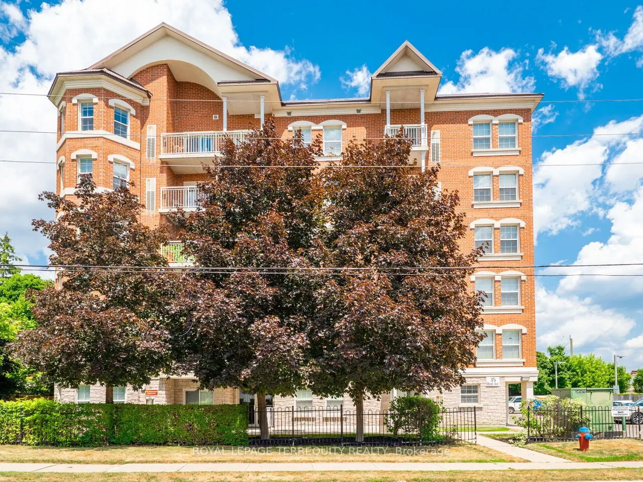 35 Hunt Avenue, #503