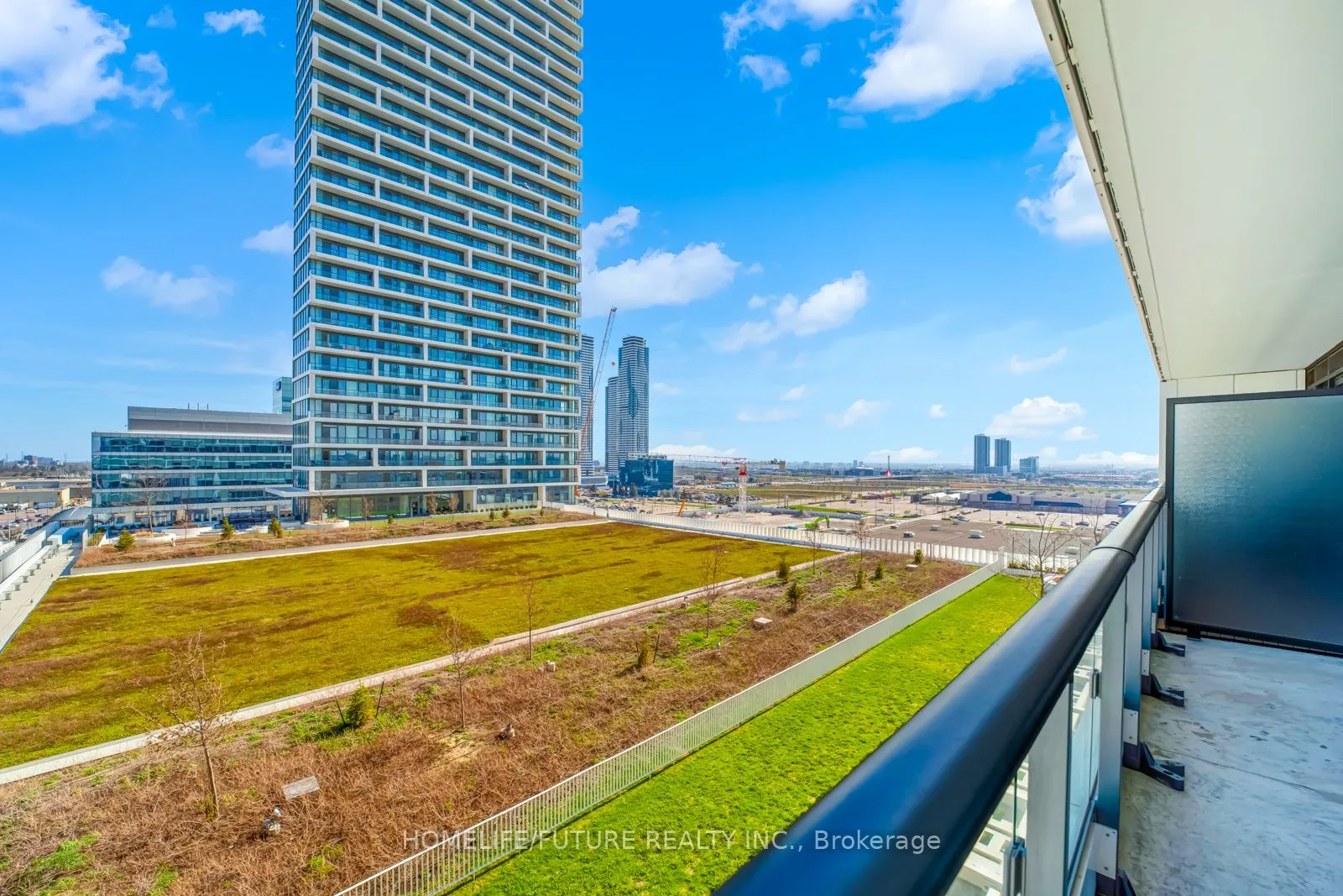898 Portage Parkway, #1106