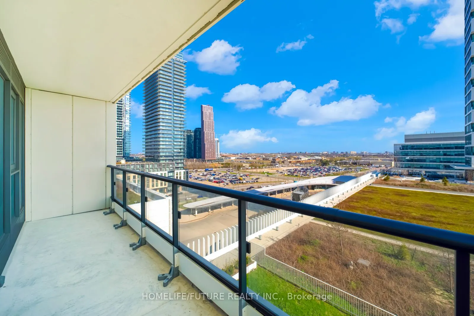898 Portage Parkway, #1106