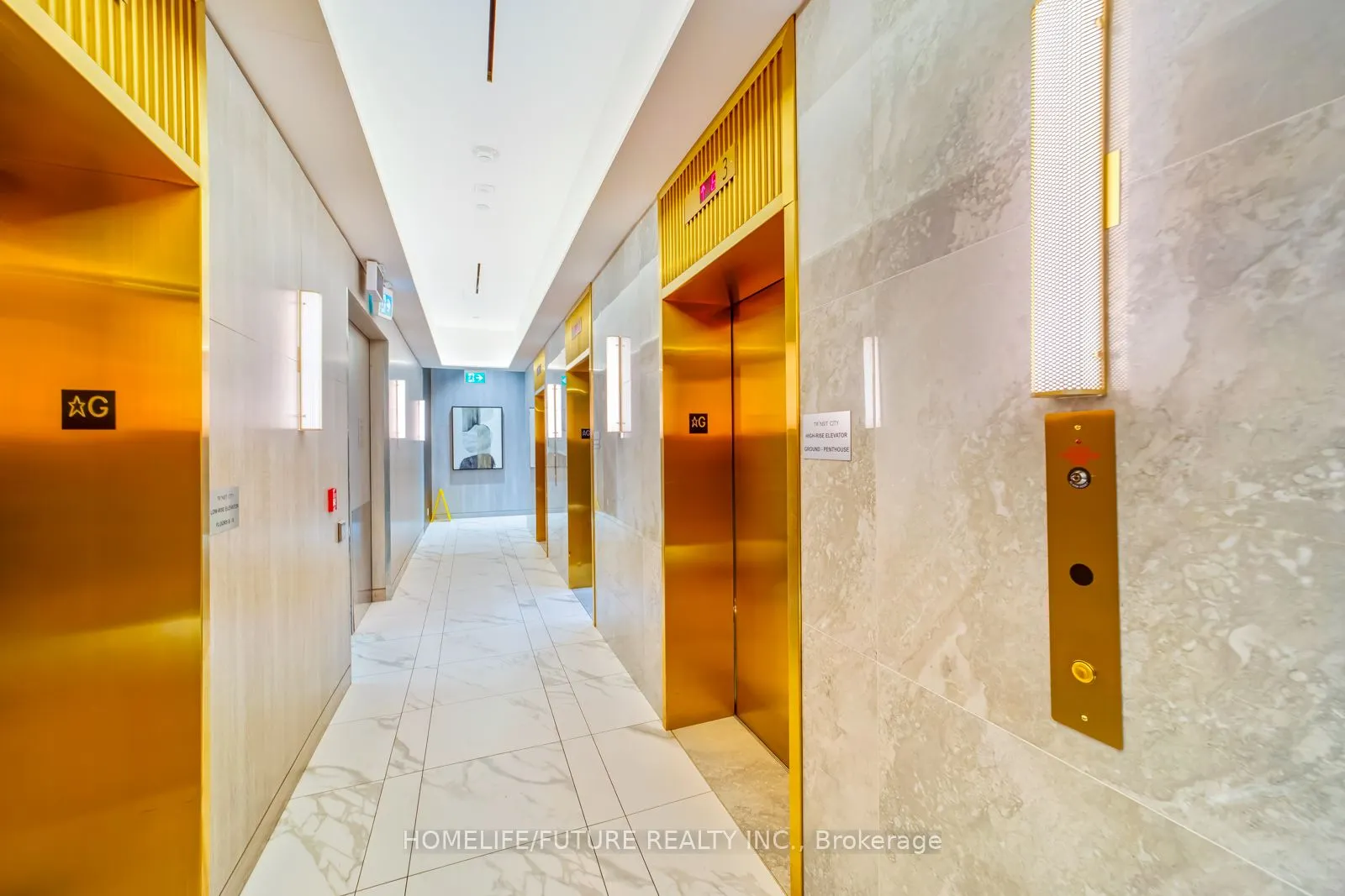 898 Portage Parkway, #1106