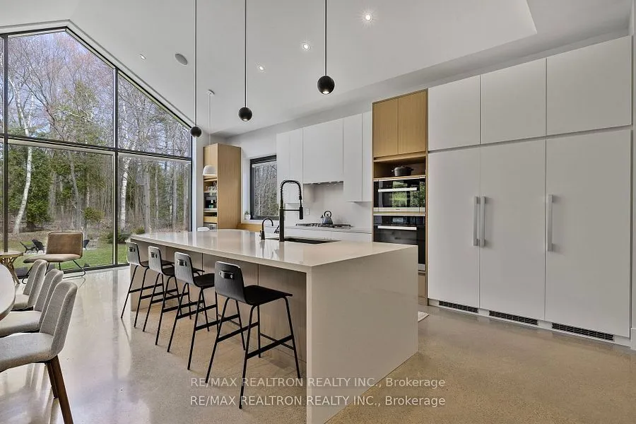 12 Morgans Road