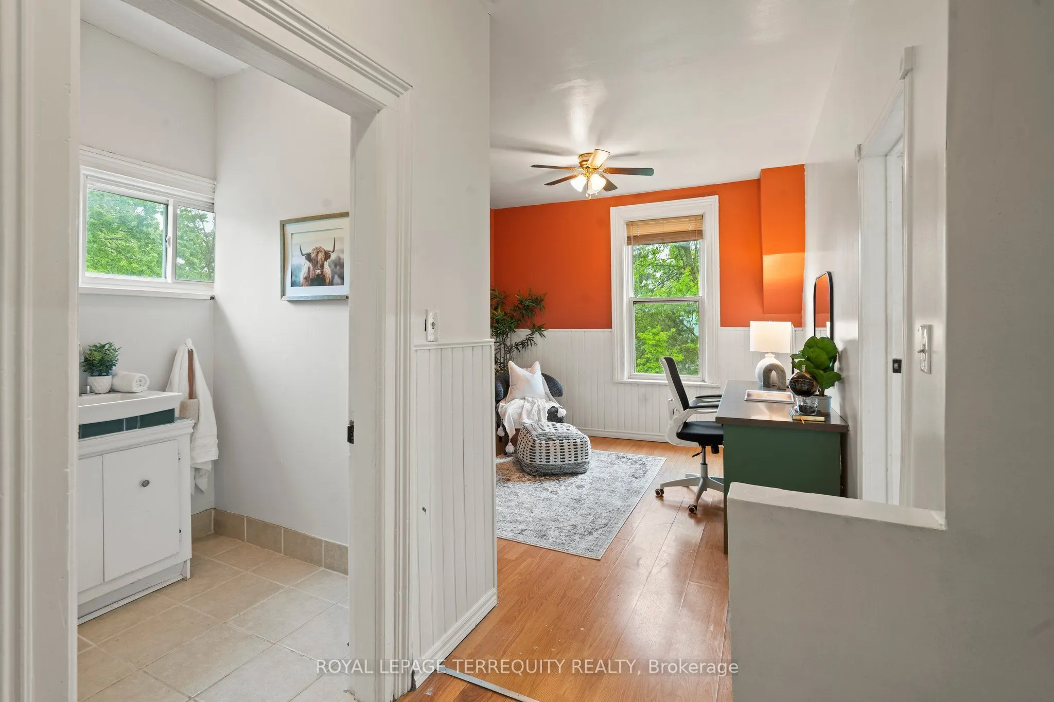 21 Albert Street S