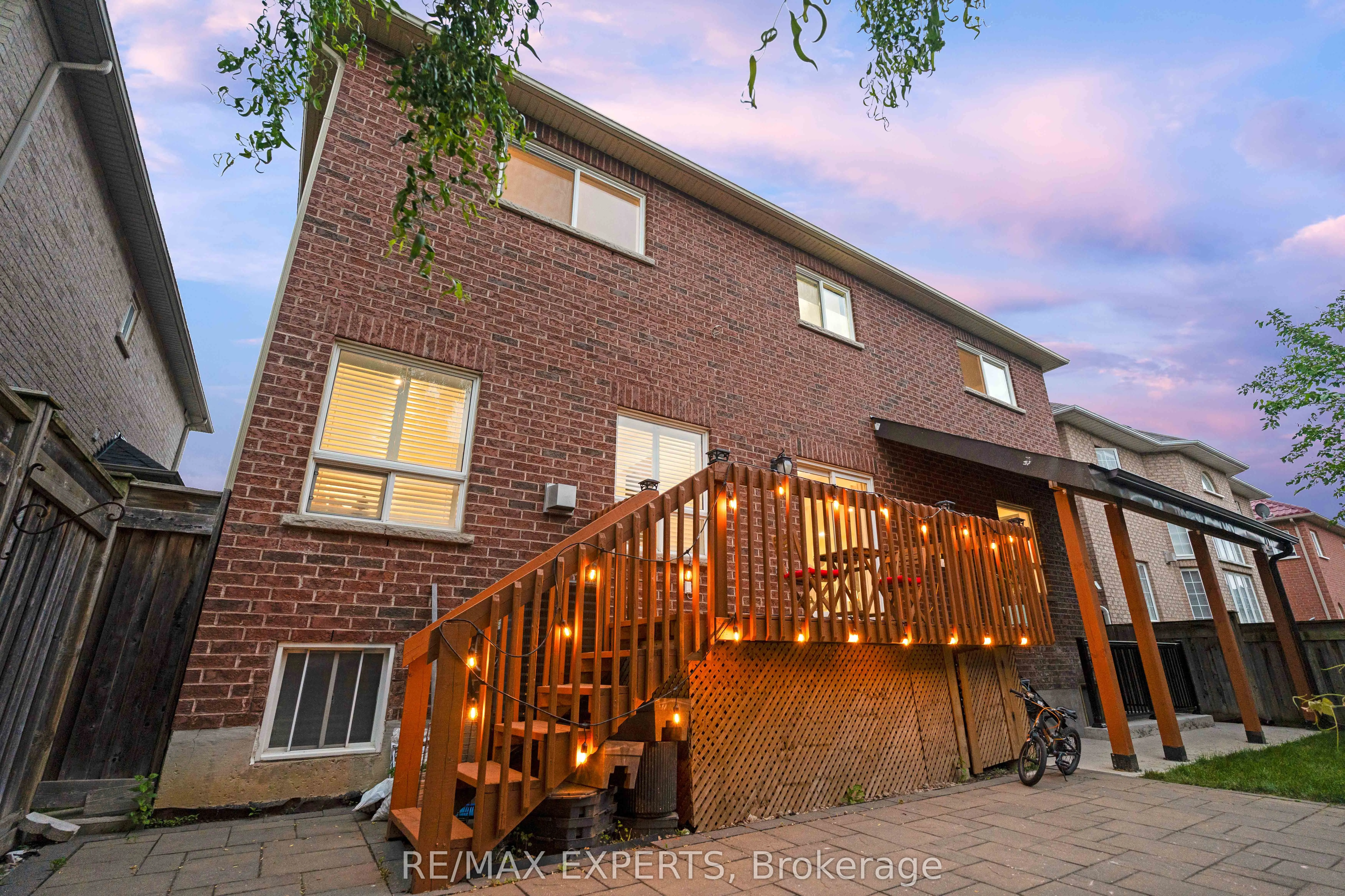 76 Cetona Avenue